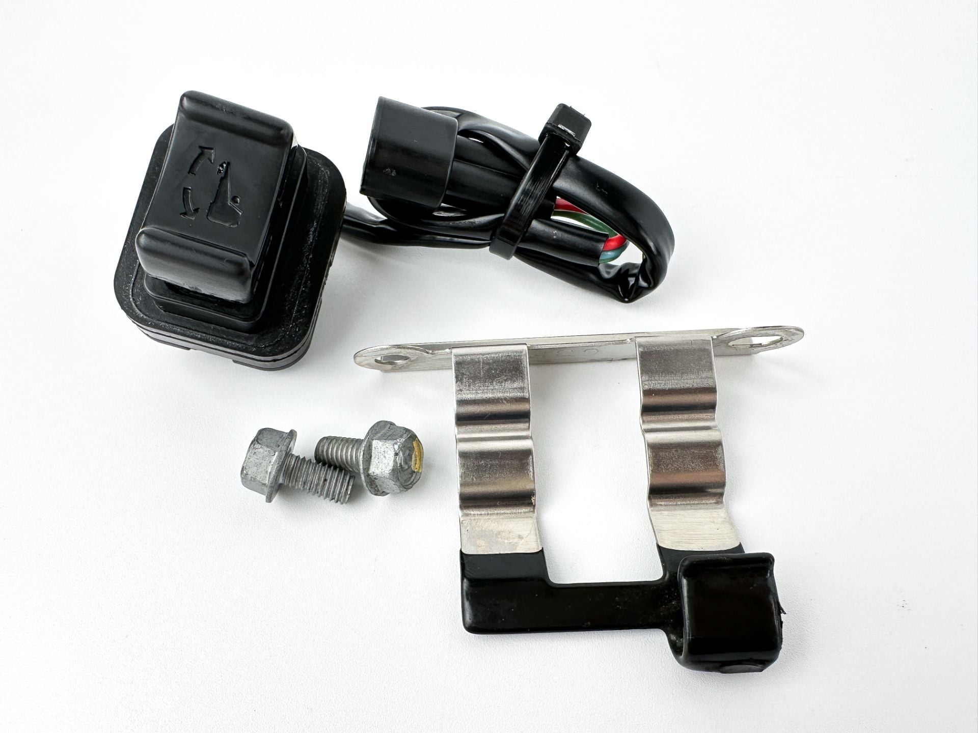 2014 Yamaha 200 HP 4 Stroke Outboard Trim Switch 69J-82563-00-00 OEM