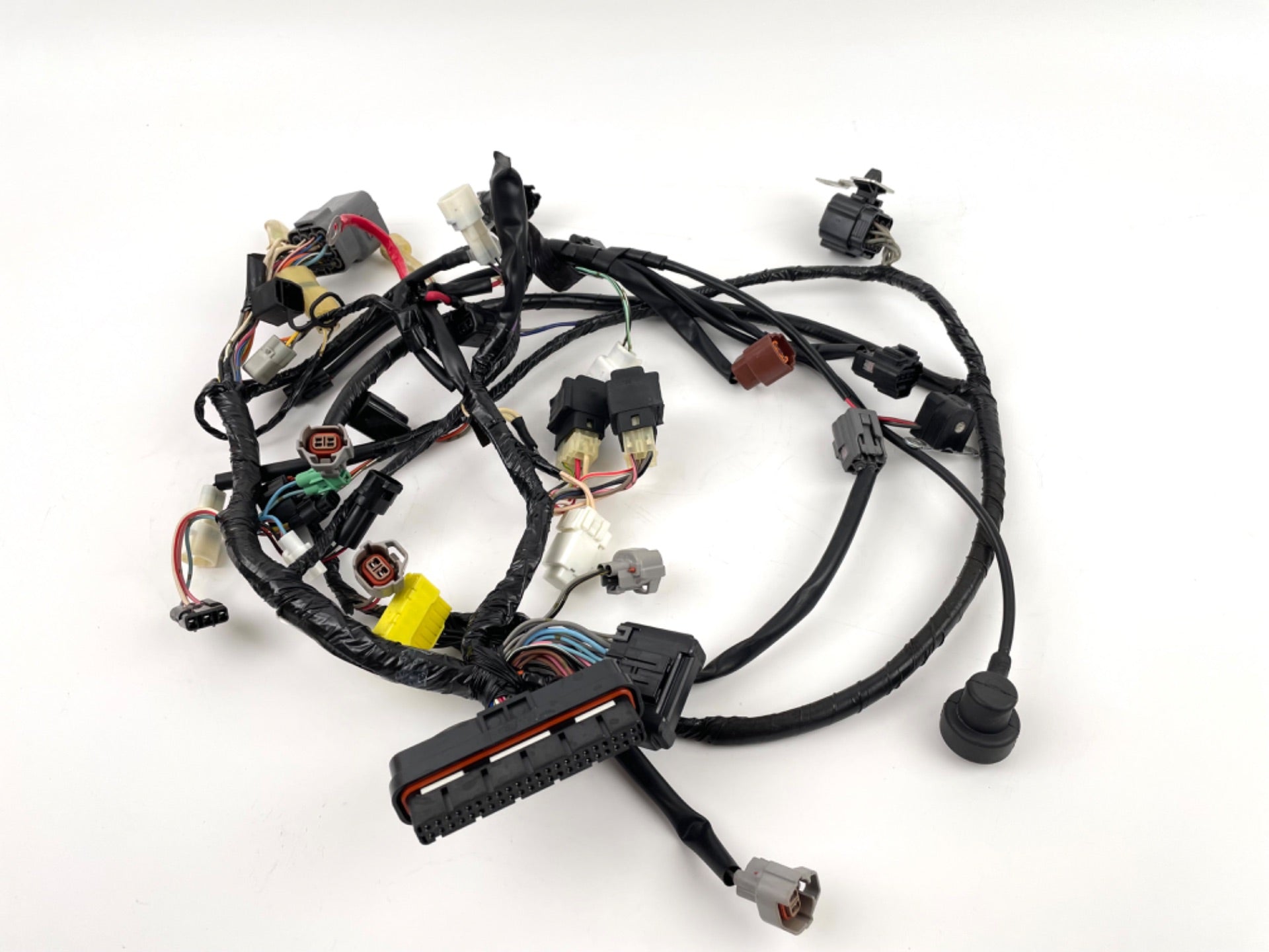 2001 Suzuki 90 HP 4 Stroke Outboard Engine Wire Harness 36610-90J00 OEM