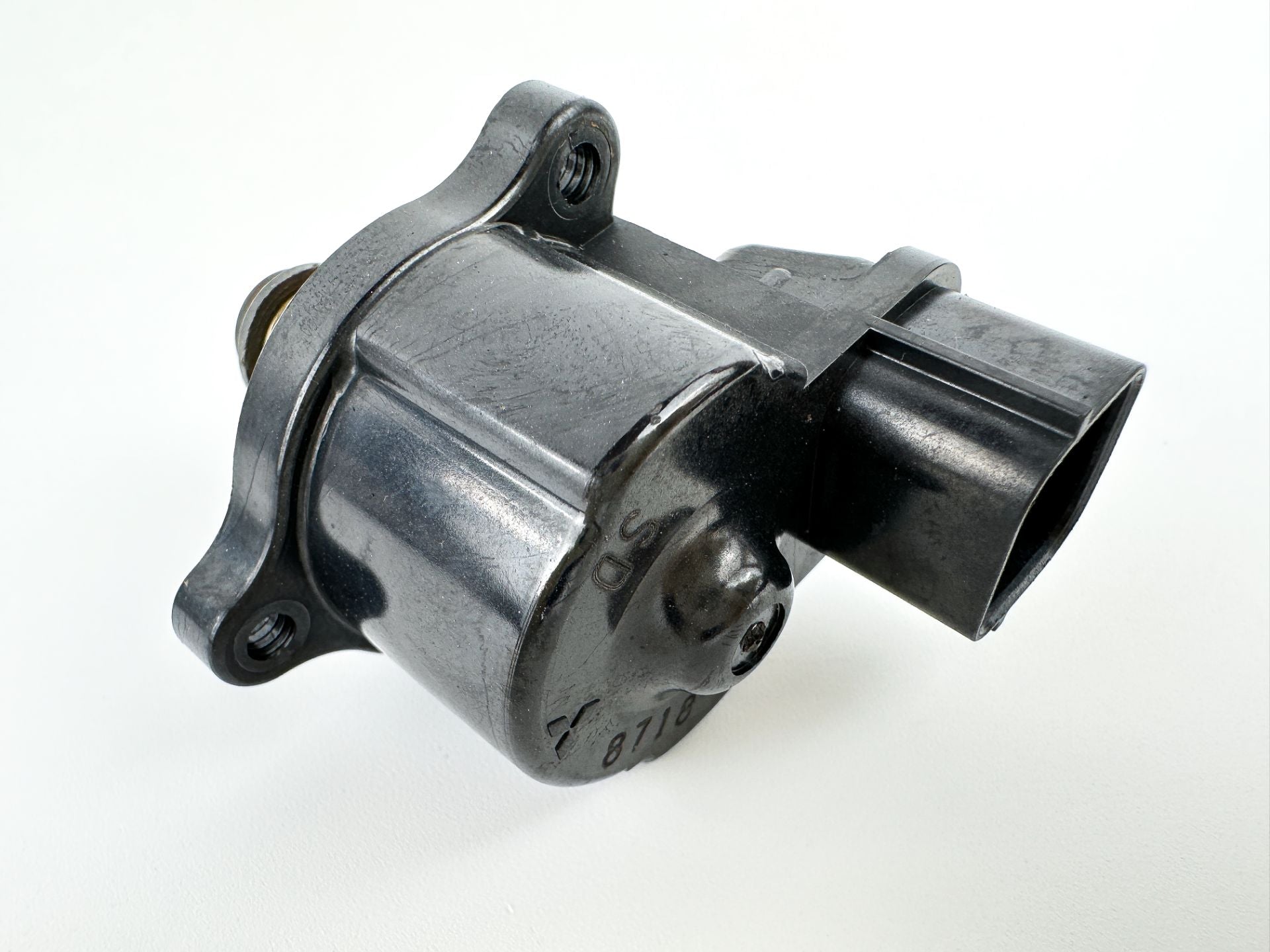 2009 Suzuki 90 HP 4 Stroke Outboard IAC Idle Air Control Valve 18137-87L02 OEM