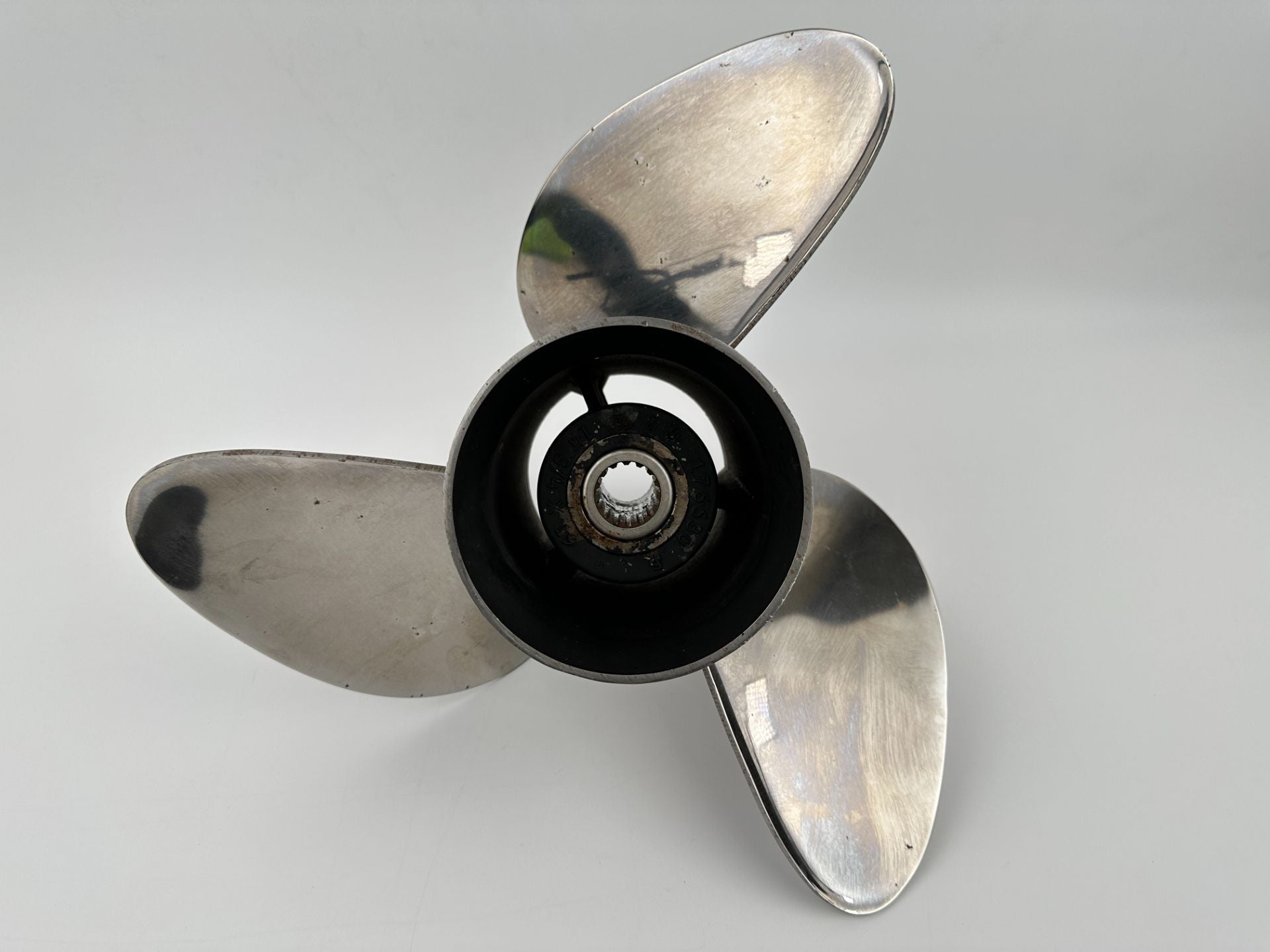 Evinrude Johnson OMC Viper Stainless Steel Prop Propeller 14 3/4" x 19P LH 176630