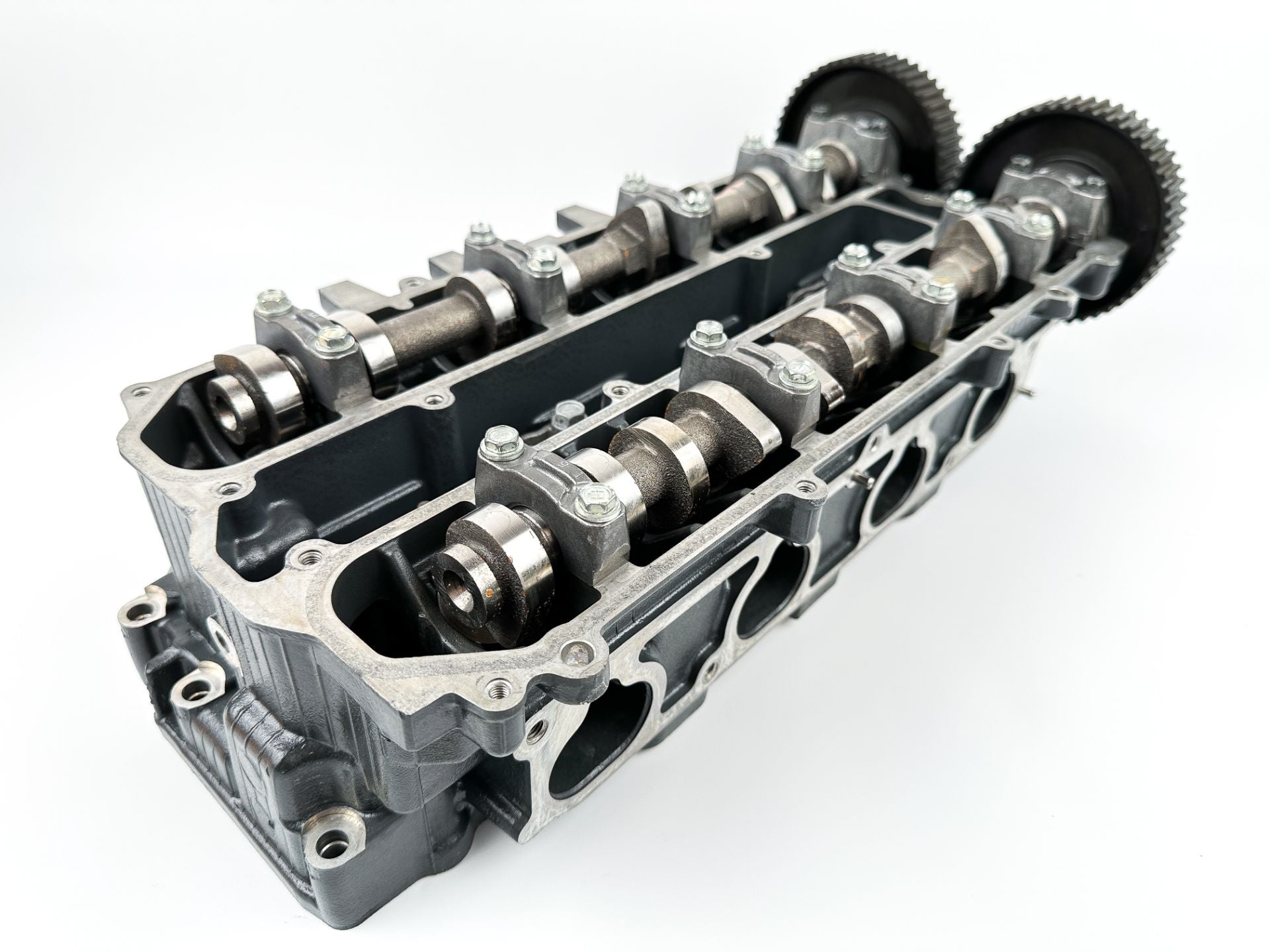 2016 Yamaha 150 HP 4 Stroke Outboard Cylinder Head 63P-W009A-04-9S OEM