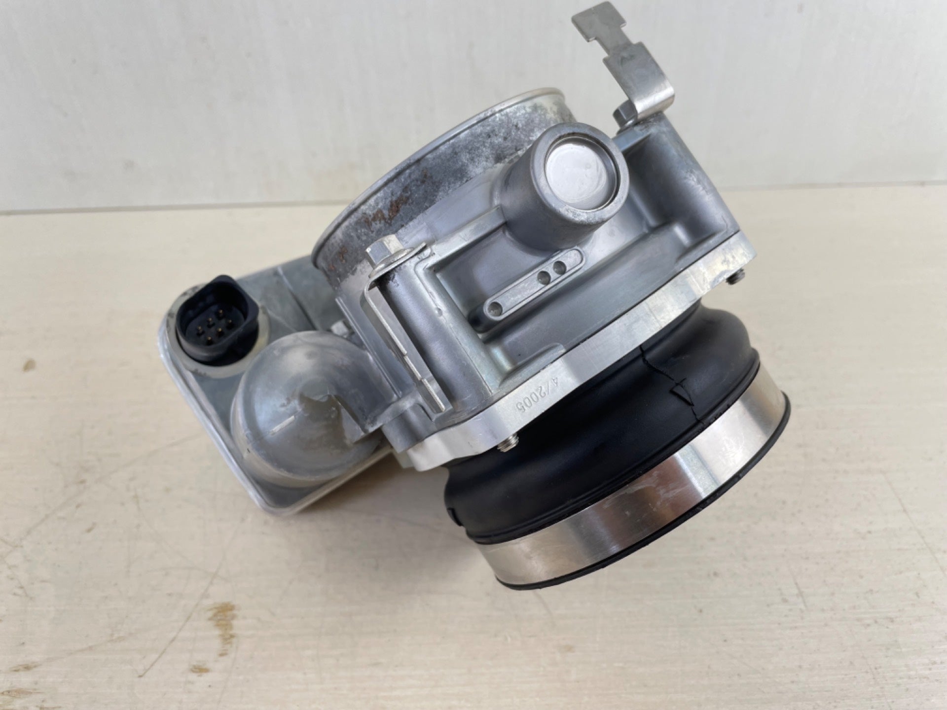 Mercury Verado 200 225 250 275 HP Electronic Throttle Body 888991T03