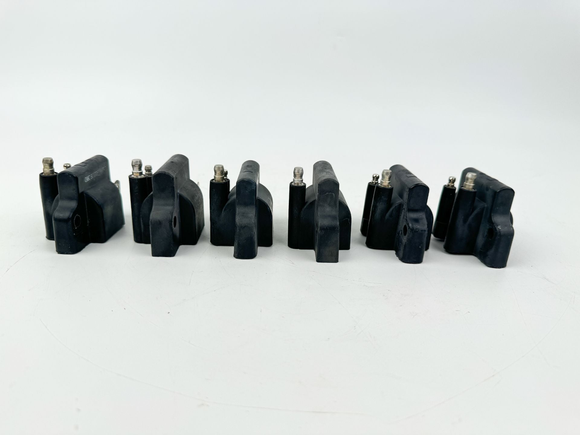 Johnson Evinrude 2 Stroke Outboard Ignition Coil Set Of 6 0582508 582508