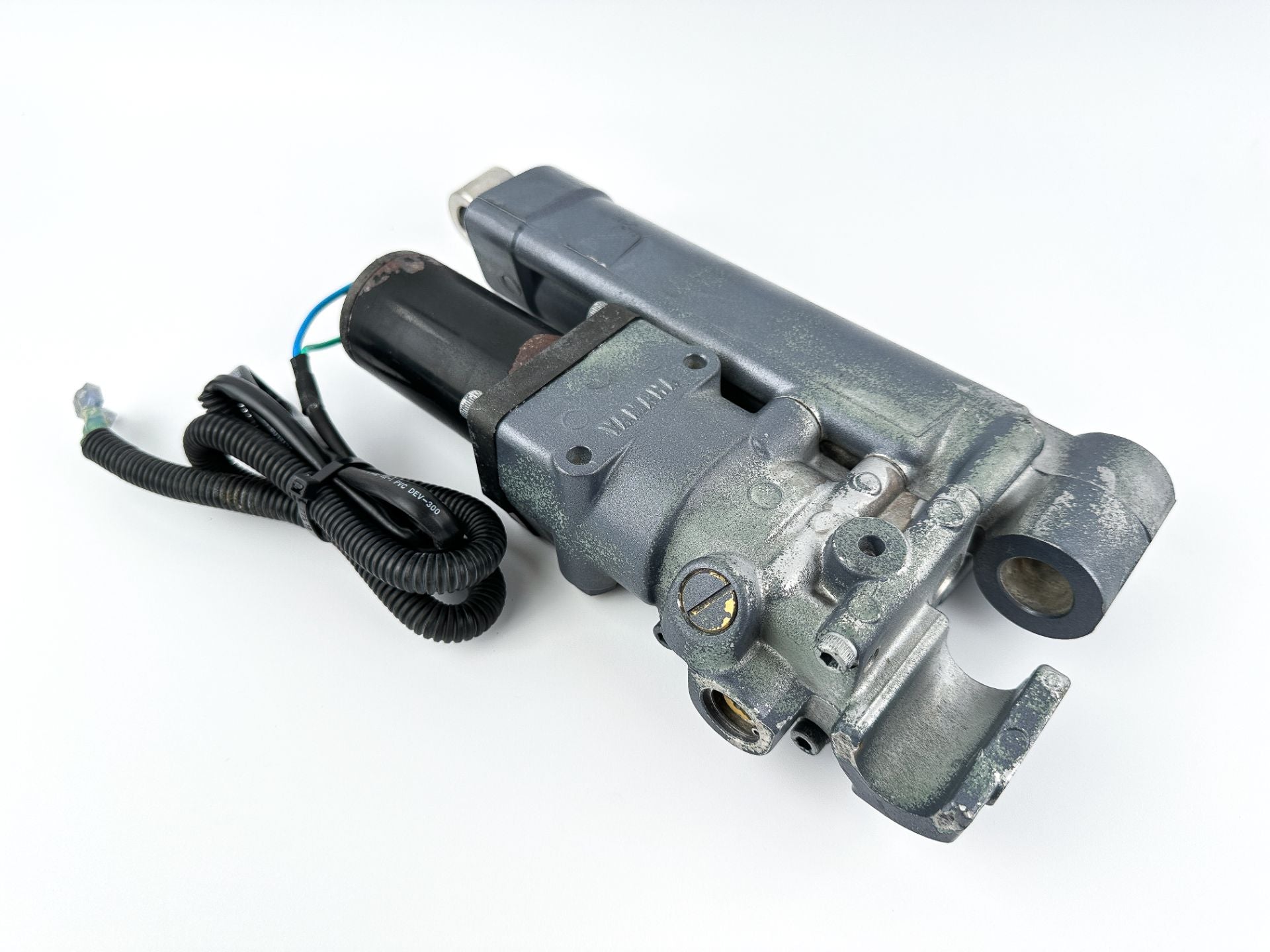 Yamaha 25 30 40 HP 4 Stroke Outboard Power Trim Tilt Unit 65W-43800-10-4D