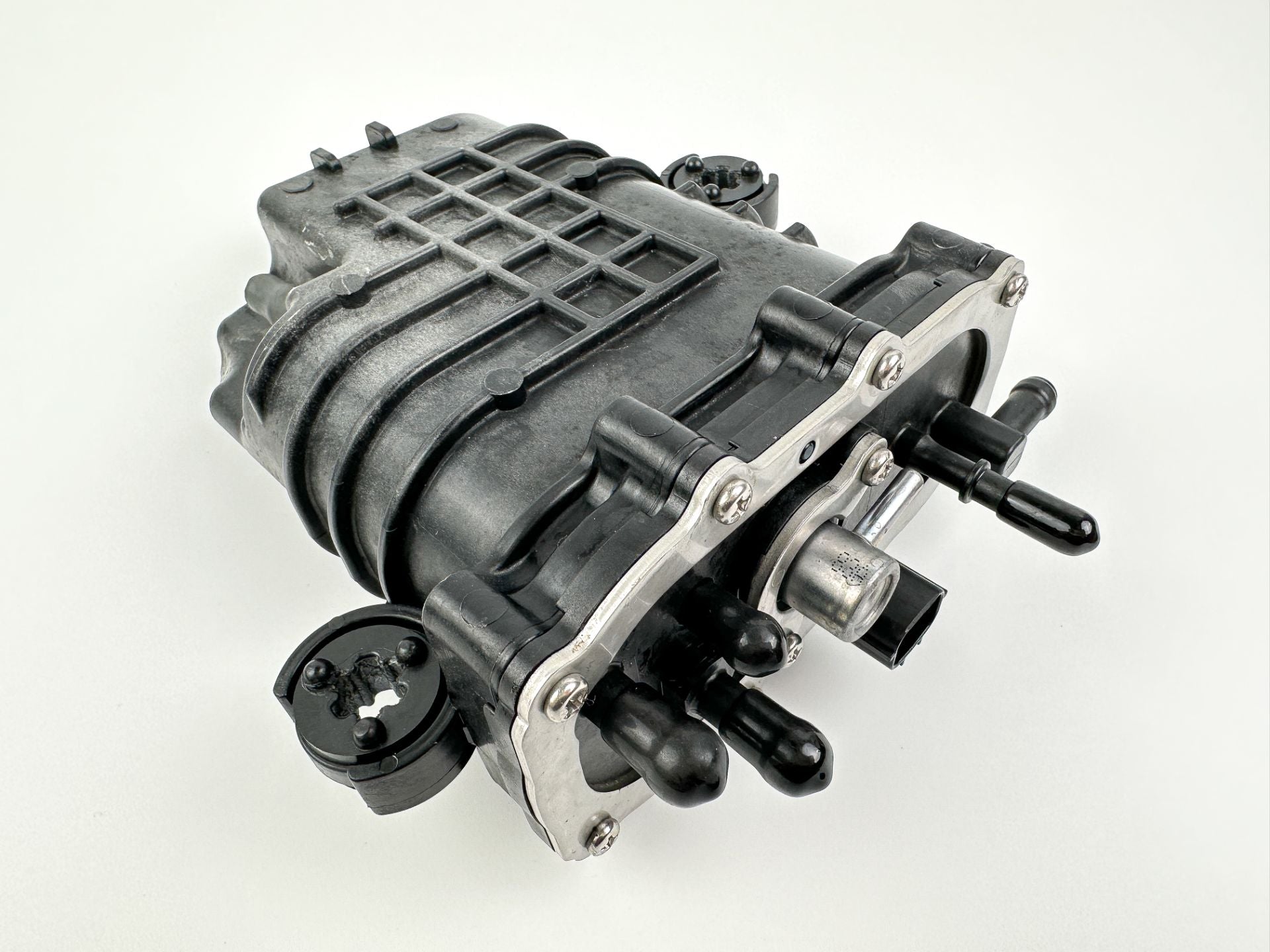 2018 Yamaha 25 HP 4 Stroke Outboard VST Float Chamber Assembly 6FM-14180-00-00