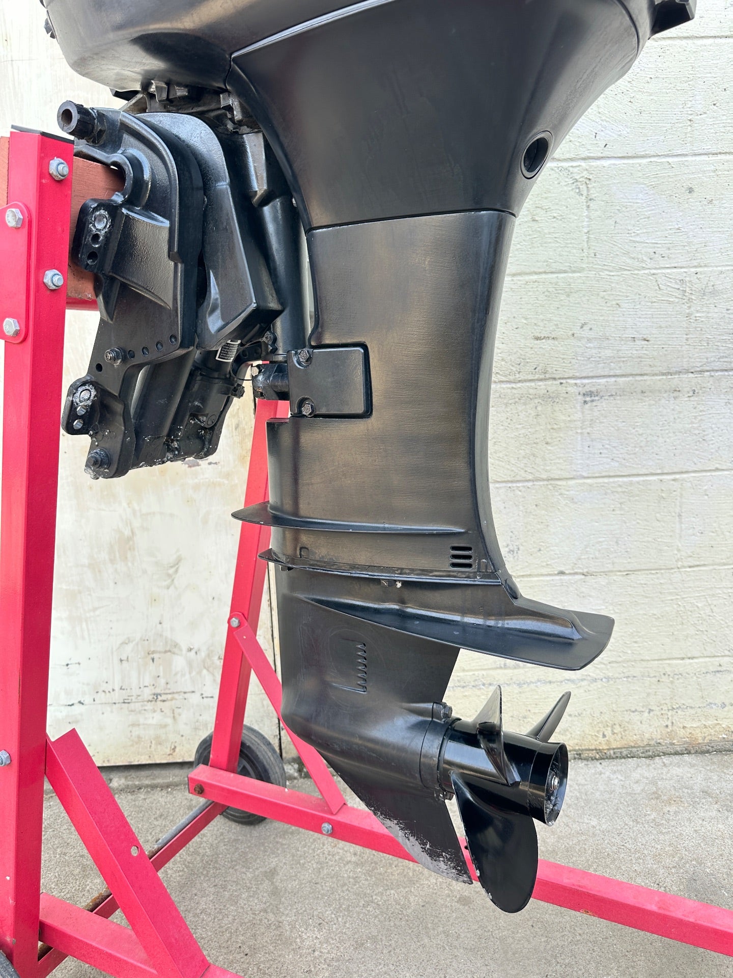 2004 Mercury 40HP 2 Stroke 3 Cylinder Outboard Engine 20" Shaft