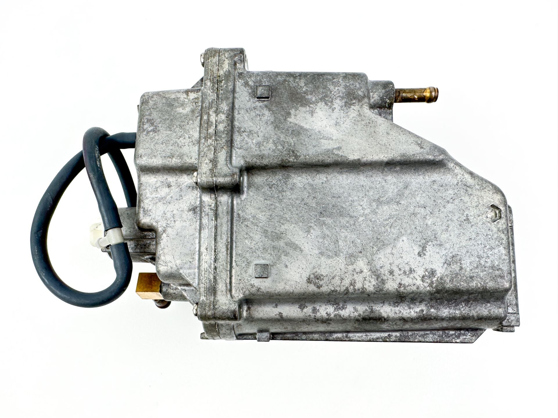 2000 Yamaha 115 HP 4 Stroke VST Float Chamber Assembly 68V-14180-00-00 Cleaned & Tested