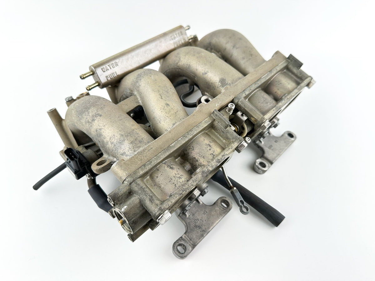 2002 Yamaha 115 HP 4 Stroke Outboard Intake Manifold & Throttle Body 68V-13751-01-00 OEM