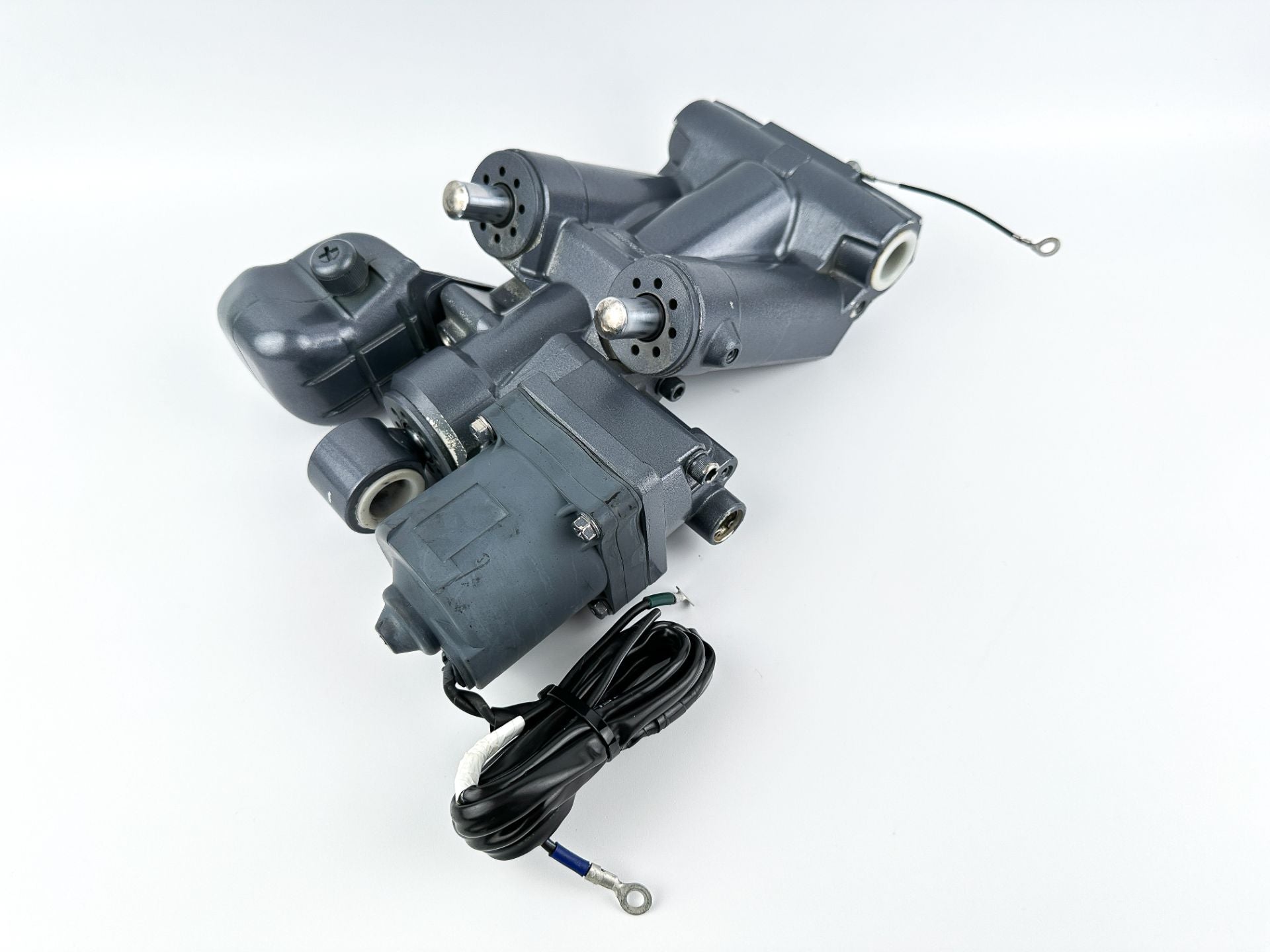 2004+ Yamaha F150 150HP 4 Stroke Outboard Power Trim Tilt Unit 63P-43800-03-00