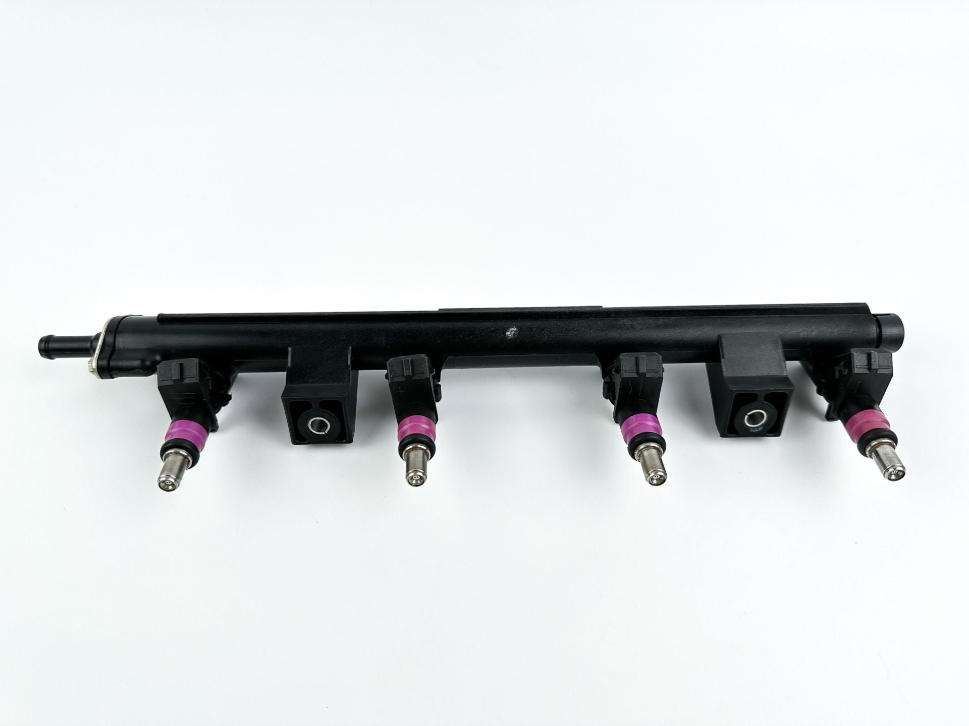 2014 Mercury 115 HP 4 Stroke Outboard Fuel Injector Set W/ Rail 8M0006027 OEM