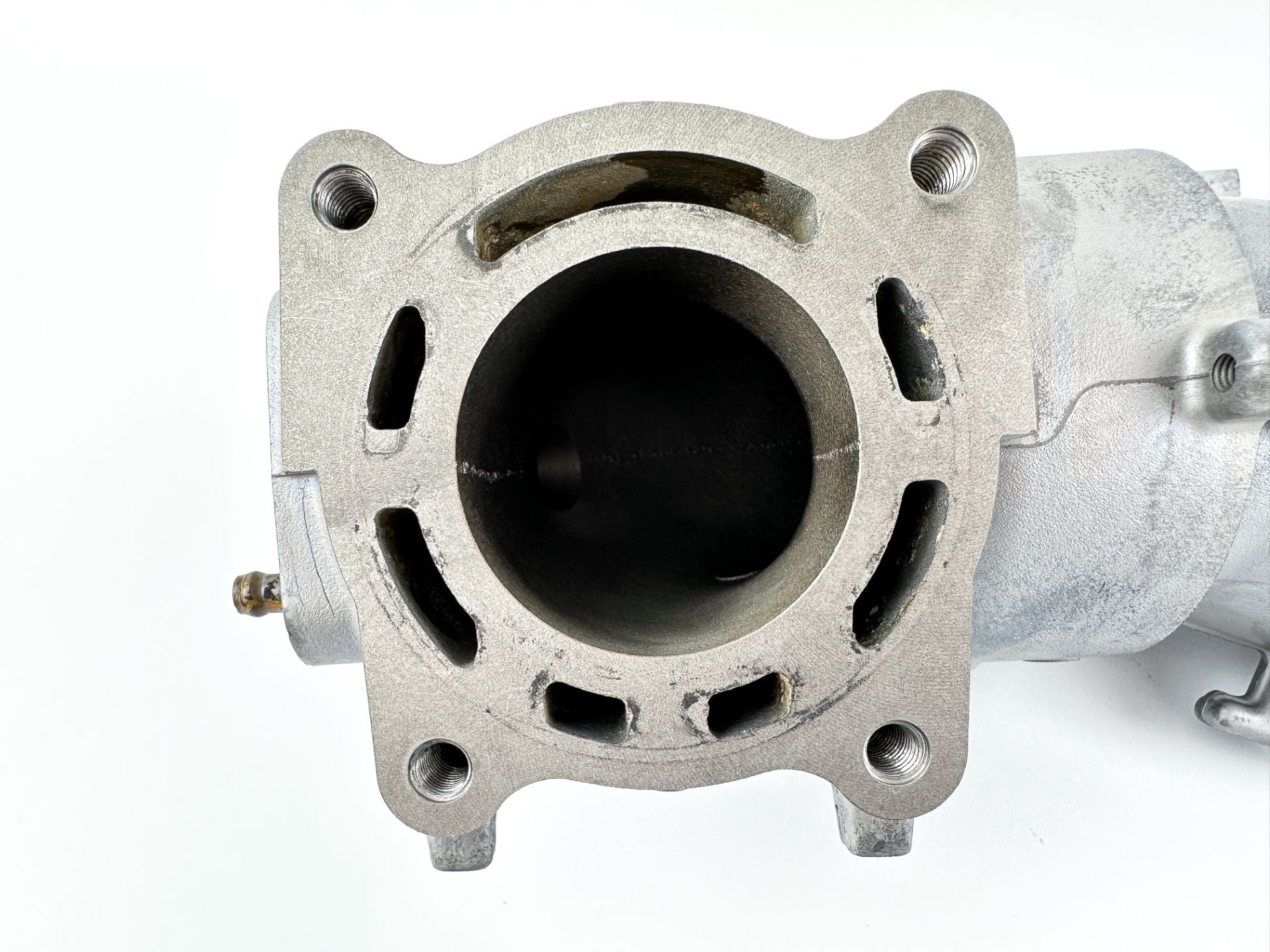 2016 Yamaha 115 HP 4 Stroke Outboard Exhaust Joint OEM