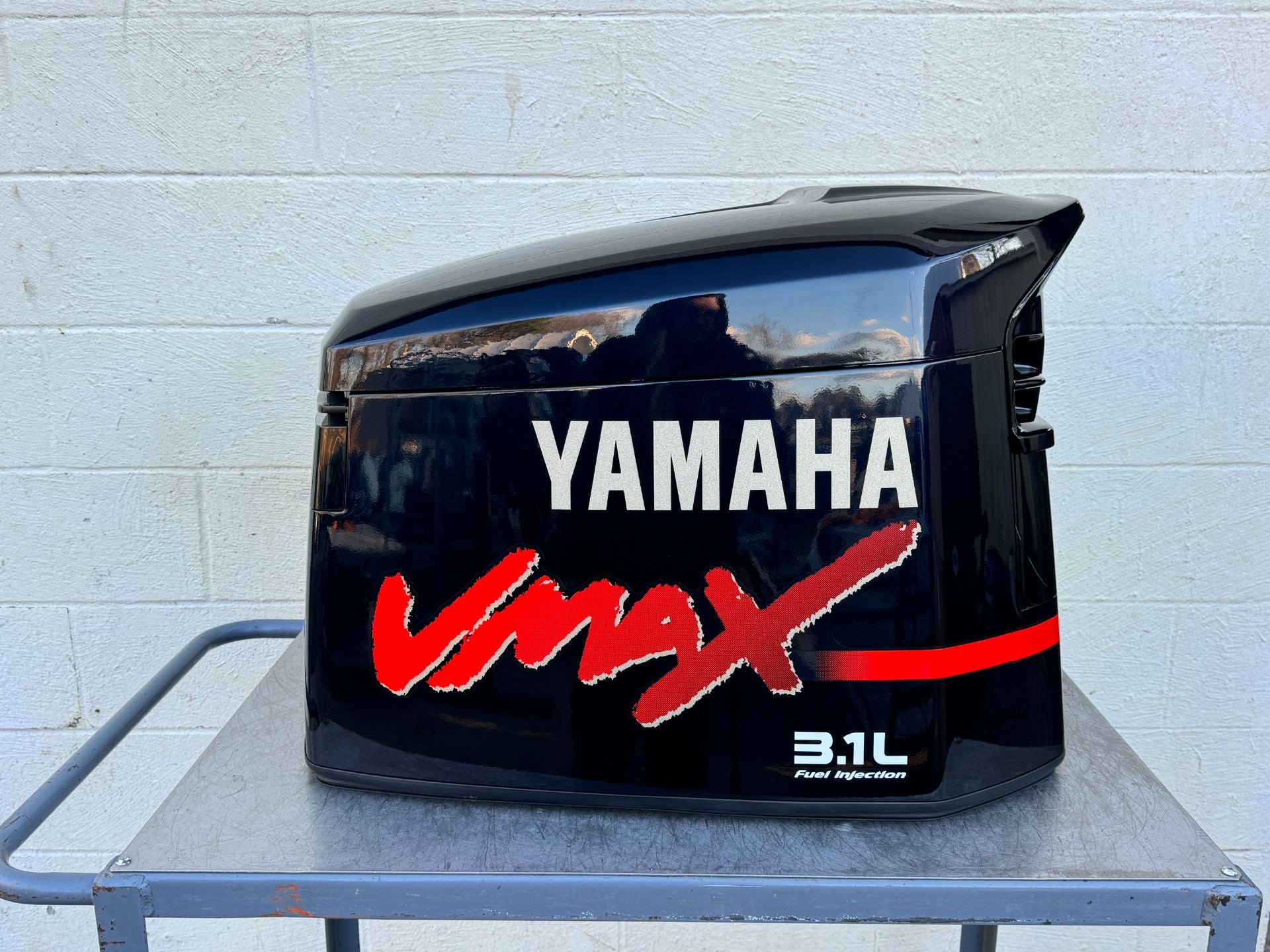 1998-2004 Yamaha Vmax 3.1L 225HP 2 Stroke Outboard Top Cover Cowling Hood