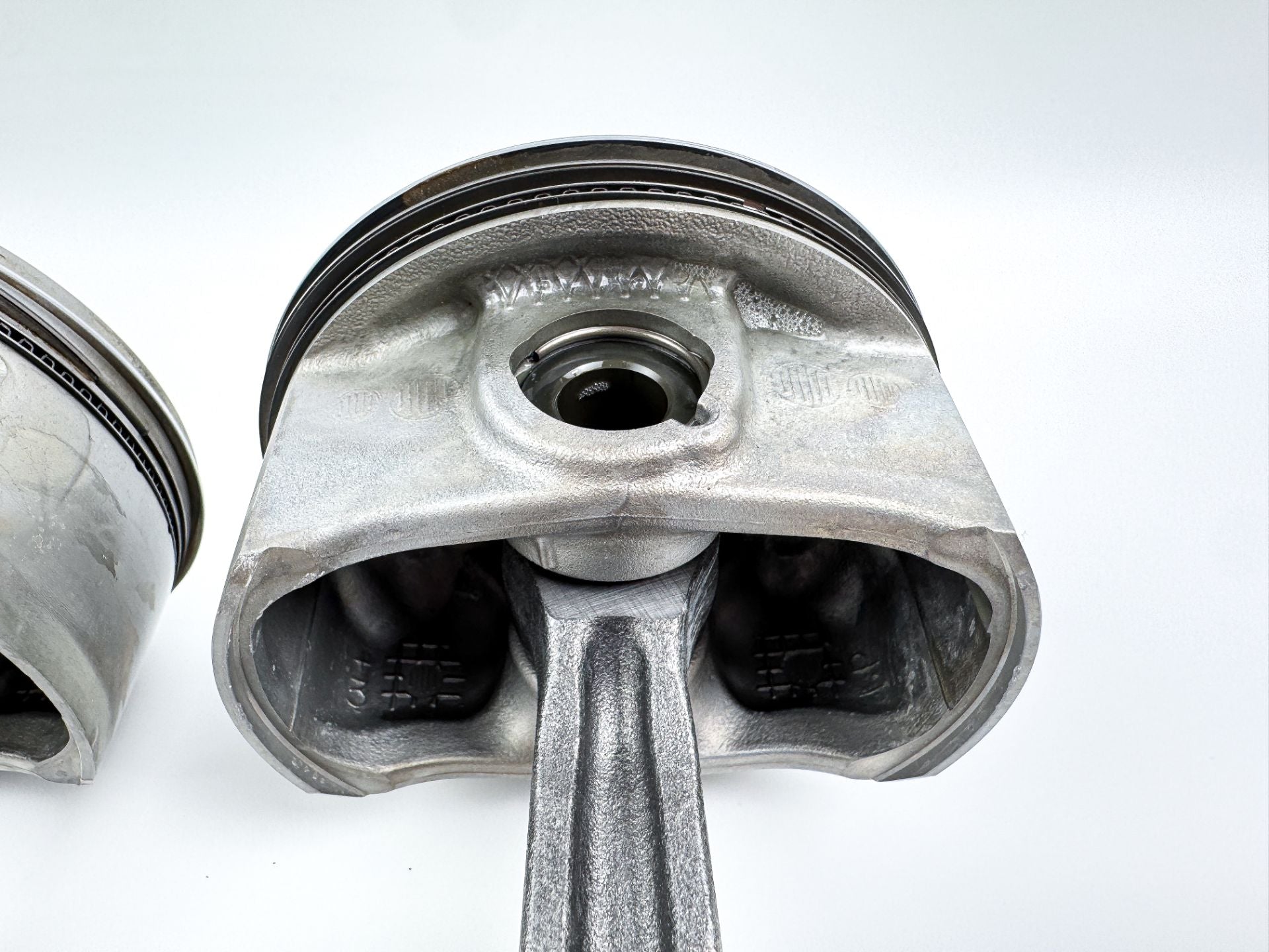 2016 Yamaha 150 HP 4 Stroke Outboard Piston & Connecting Rod Set 63P-W1165-10-00 OEM