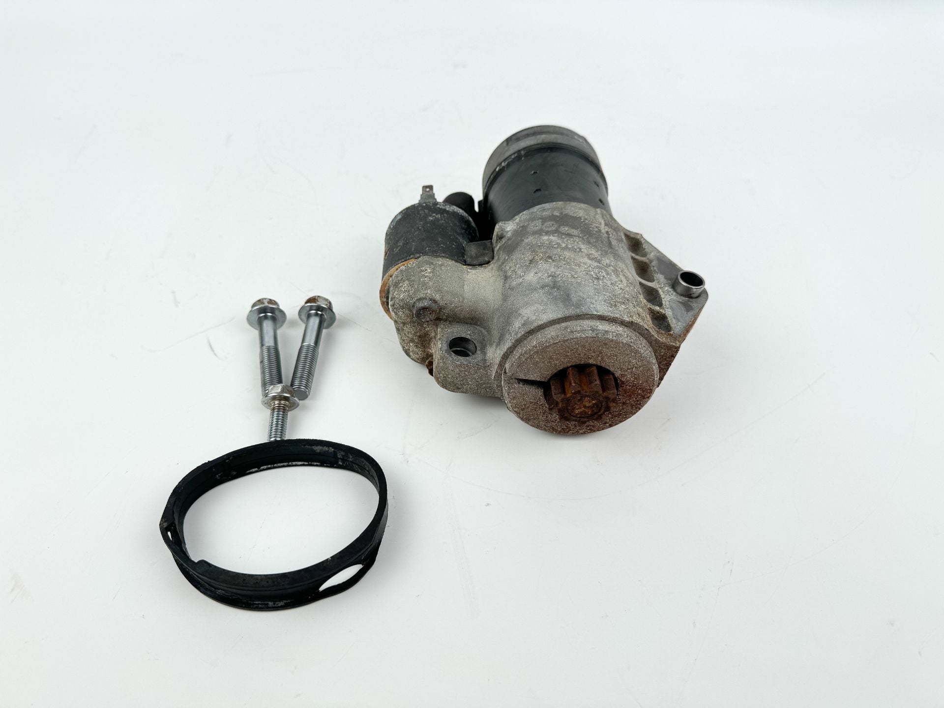 2003 Suzuki 140 HP 4 Stroke Outboard Starter Motor 31100-90J01 OEM