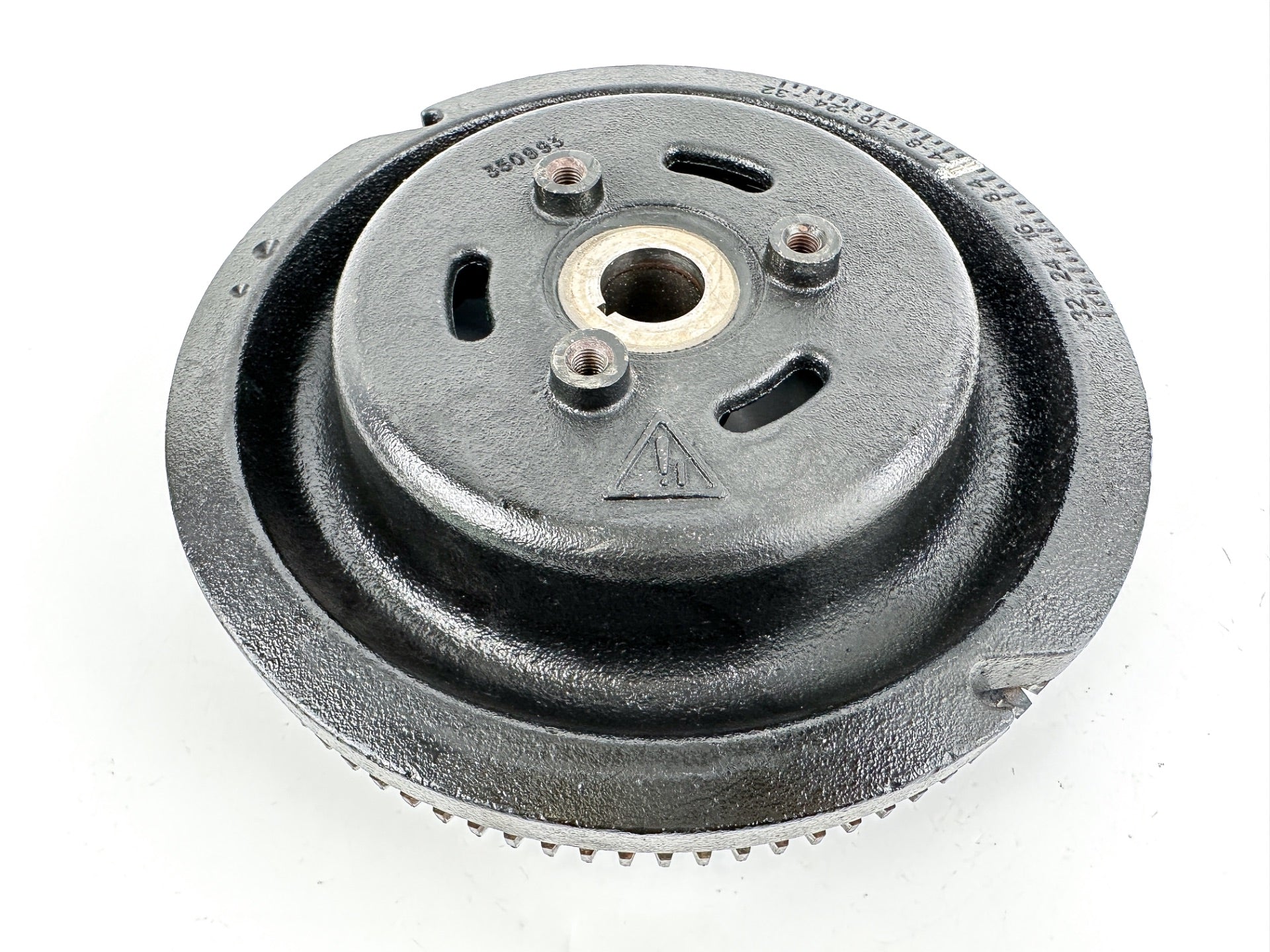 Evinrude Etec 40 50 60 75 90 HP 2 Stroke Etec Flywheel 0586964 586964
