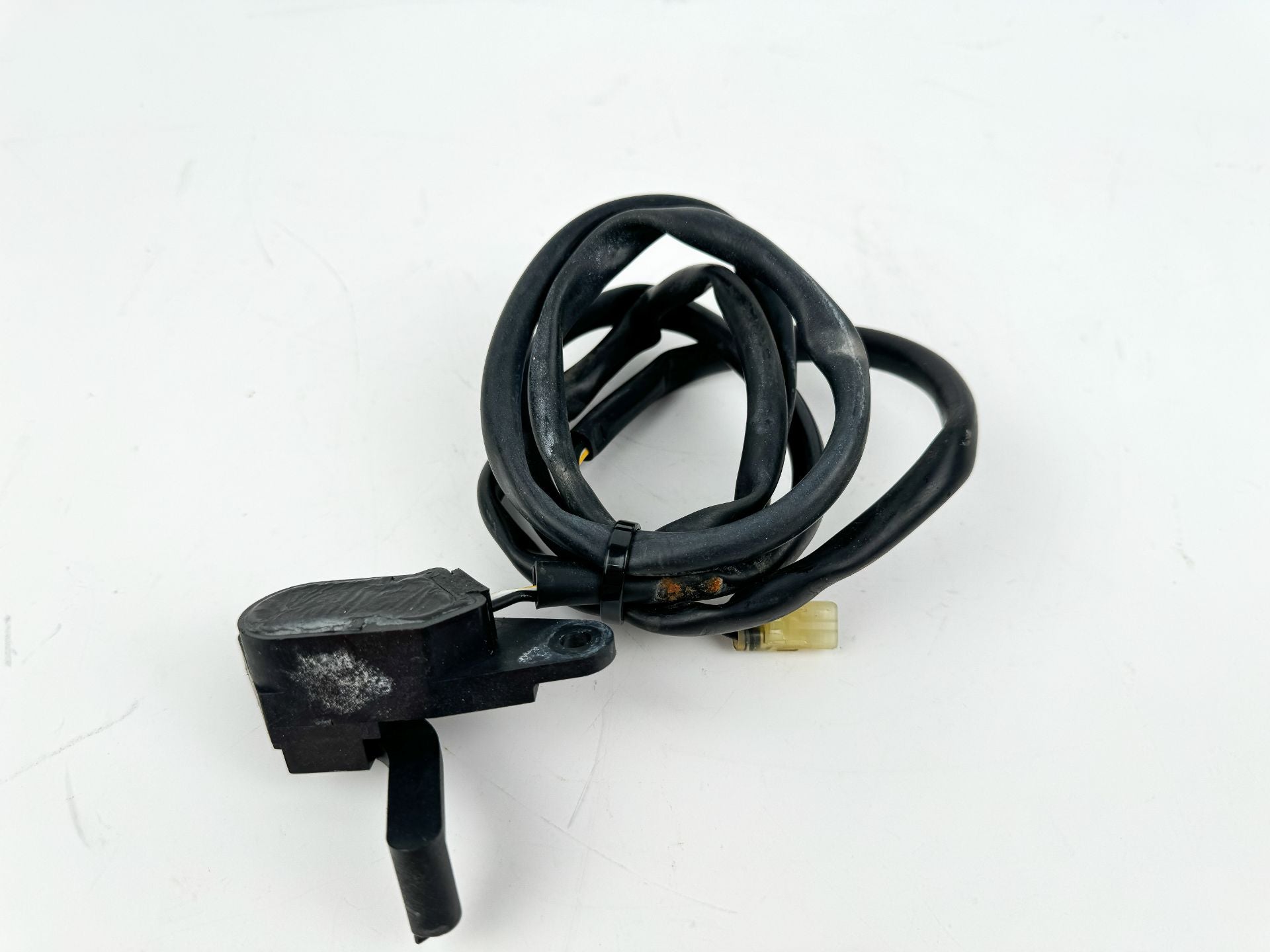 2003 Suzuki 140 HP 4 Stroke Outboard Trim Sender Unit Sensor 34804-99E00 OEM