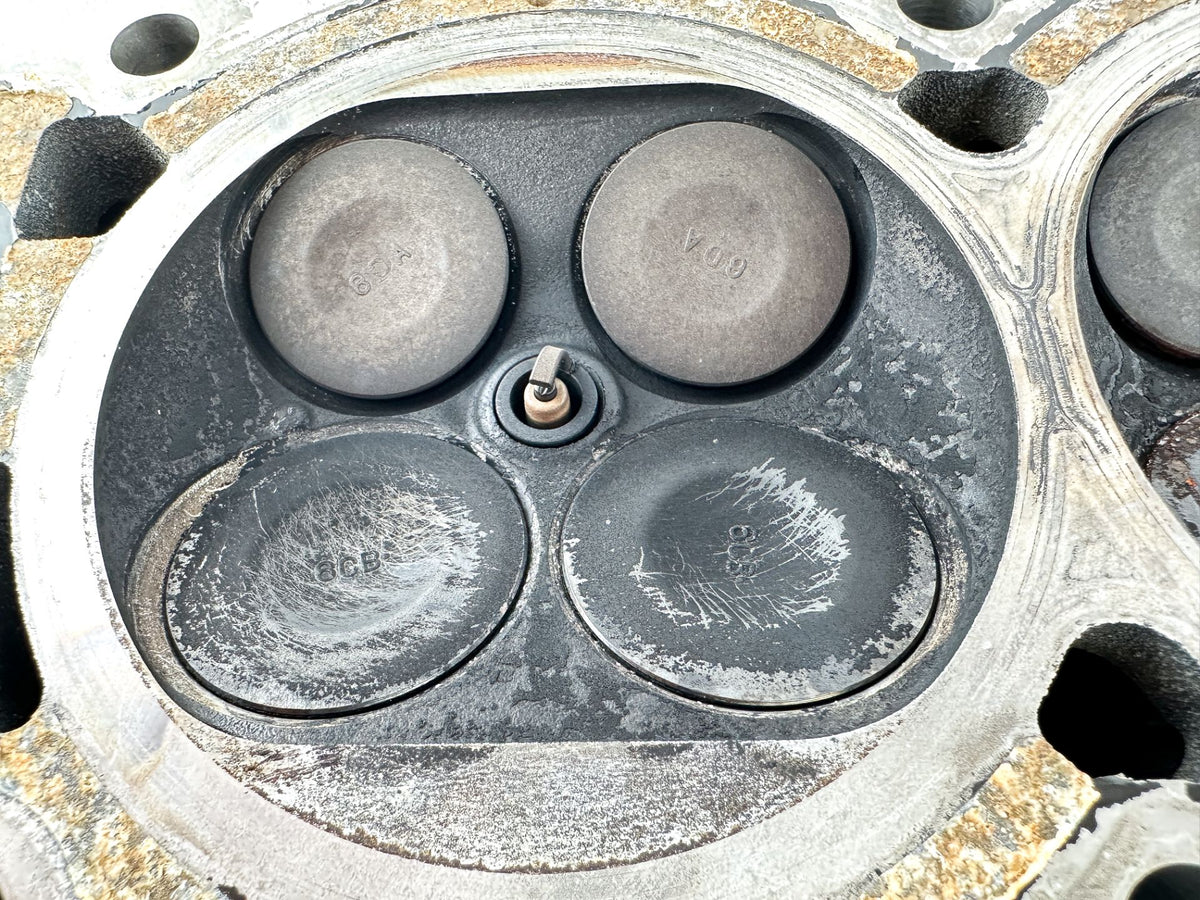 2014 Yamaha 200 HP 4 Stroke Outboard Cylinder Head 6DA-W009A-00-9S OEM