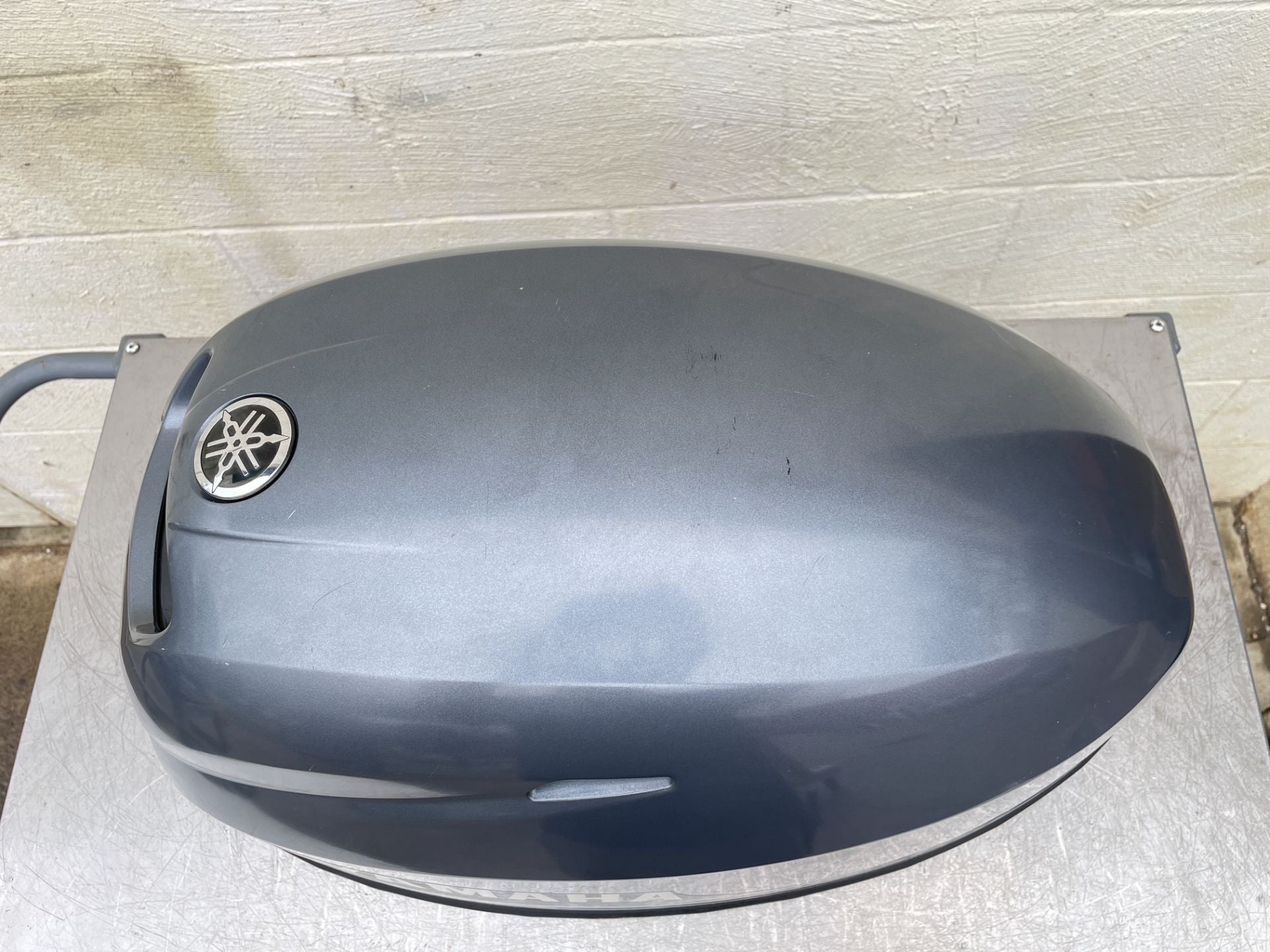 2014 Yamaha 40 HP 4 Stroke Outboard Top Cowling 6BG-42610-02-00 OEM