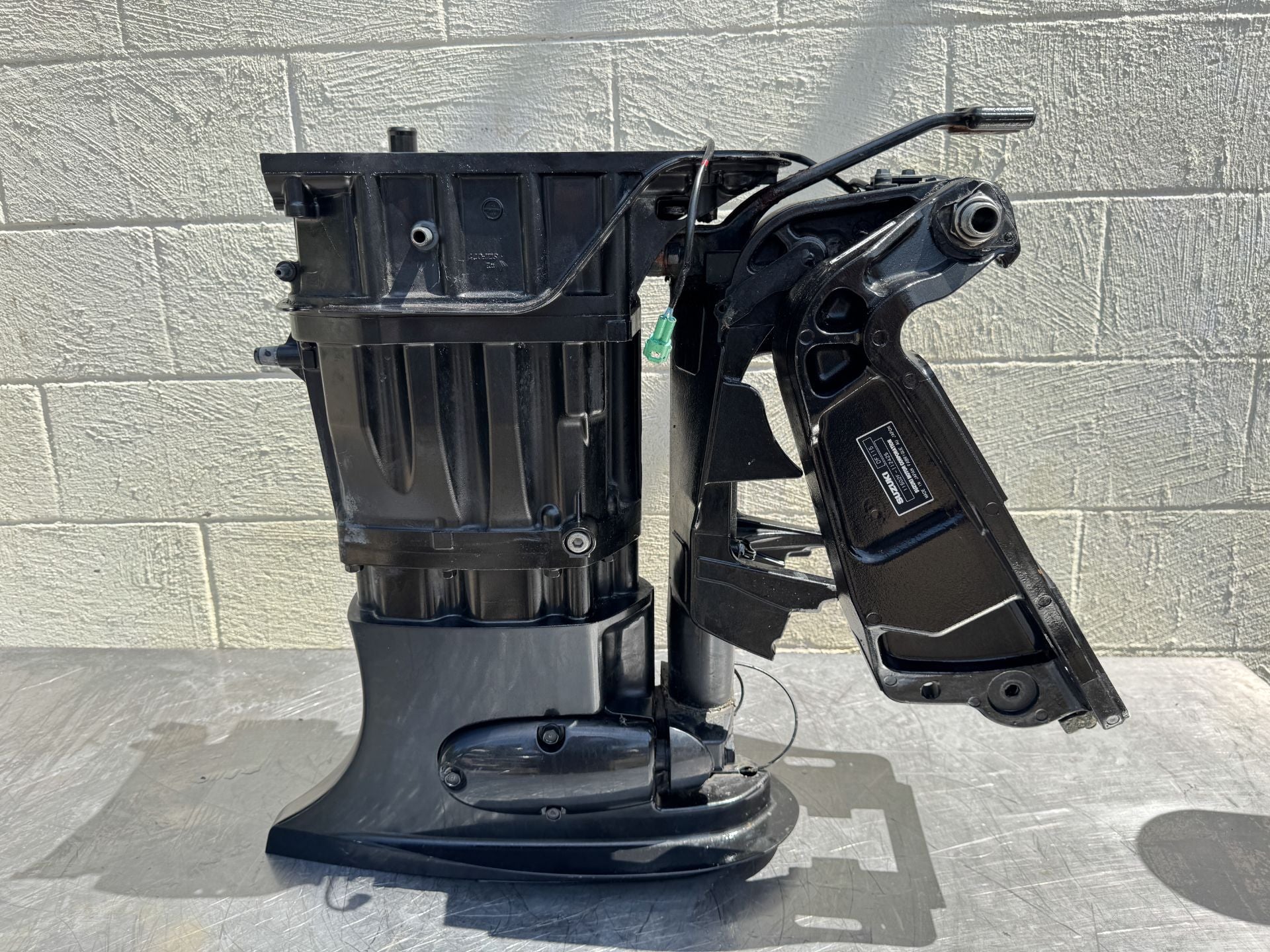 2011 Suzuki 115HP 4 Stroke Engine Holder Midsection Swivel Bracket XL