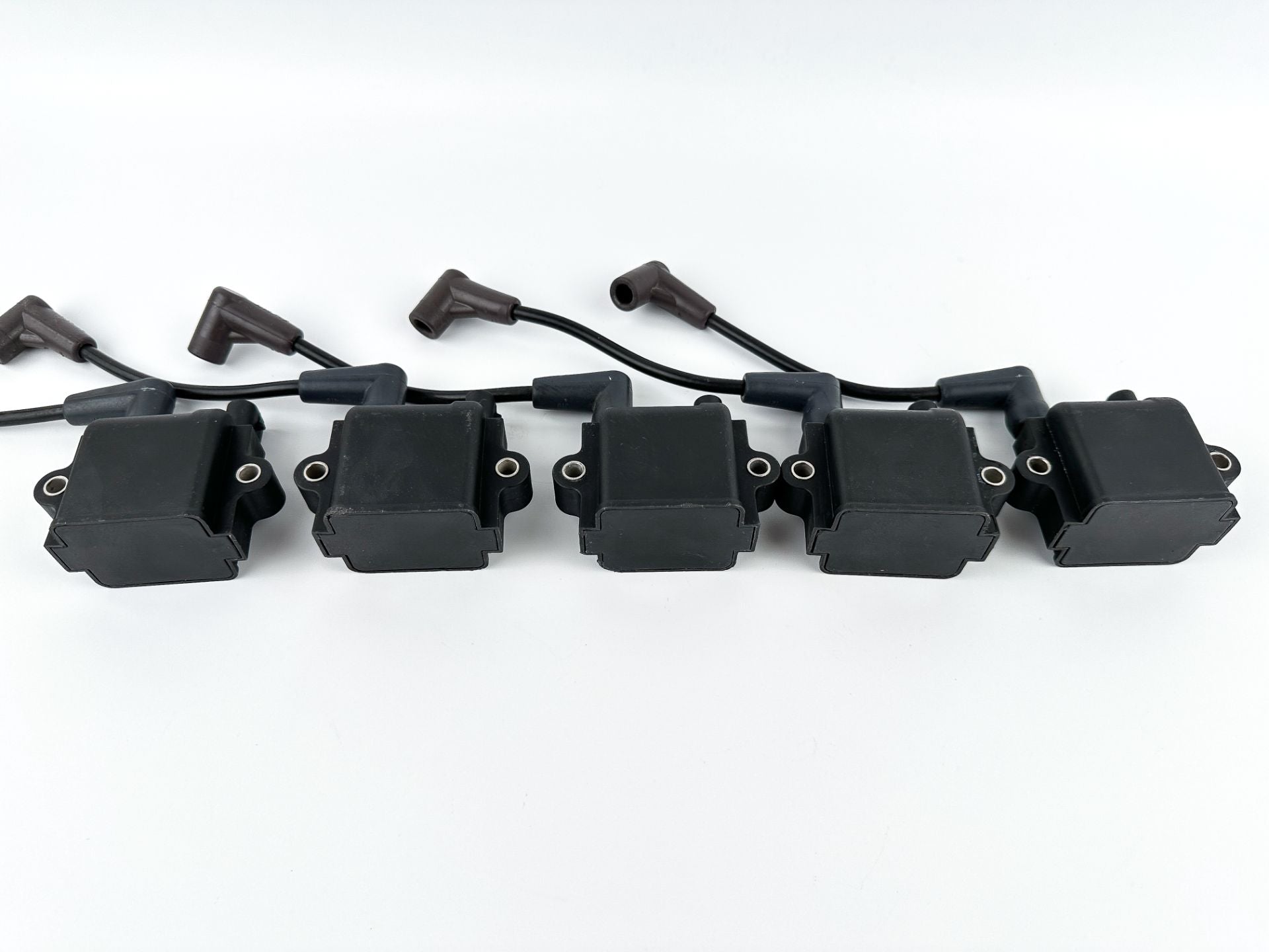 2005 Mercury 225 HP 2 Stroke Outboard Ignition Coil Set 856991A1 OEM