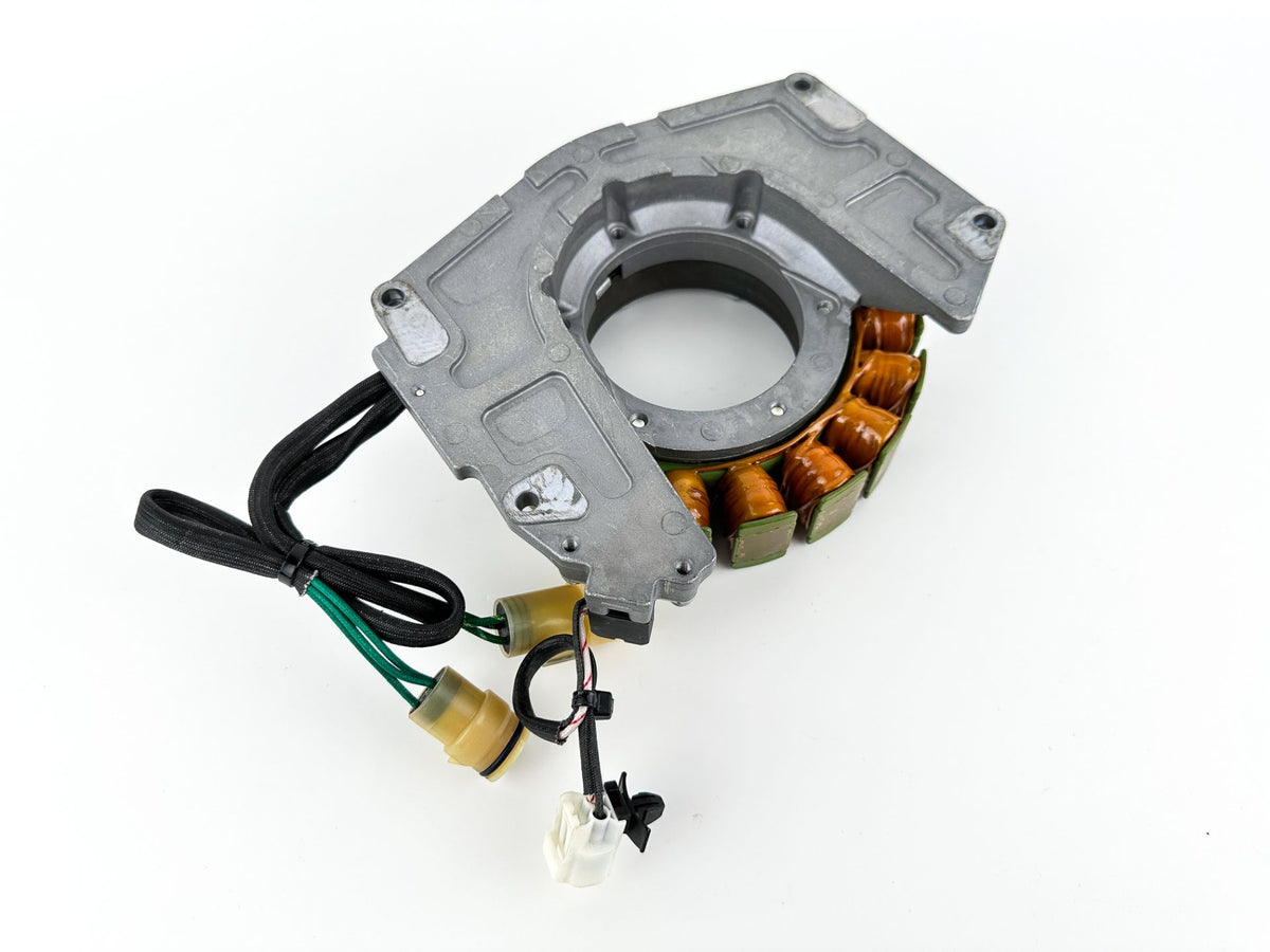 2012 Yamaha 350 HP 4 Stroke Outboard Stator Assembly 6AW-81460-00-00 OEM