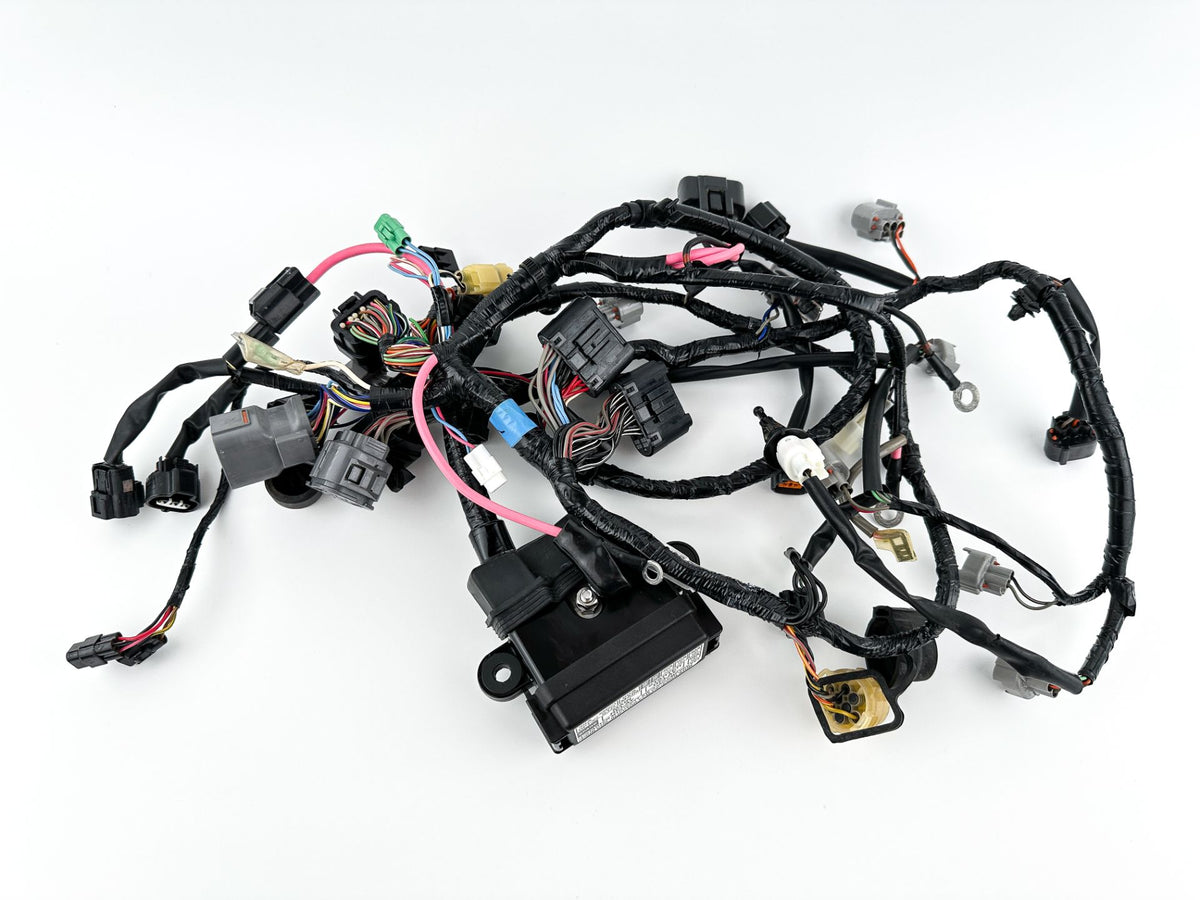 2007 Suzuki 175 HP 4 Stroke Outboard Engine Wire Harness 36610-96J10 OEM