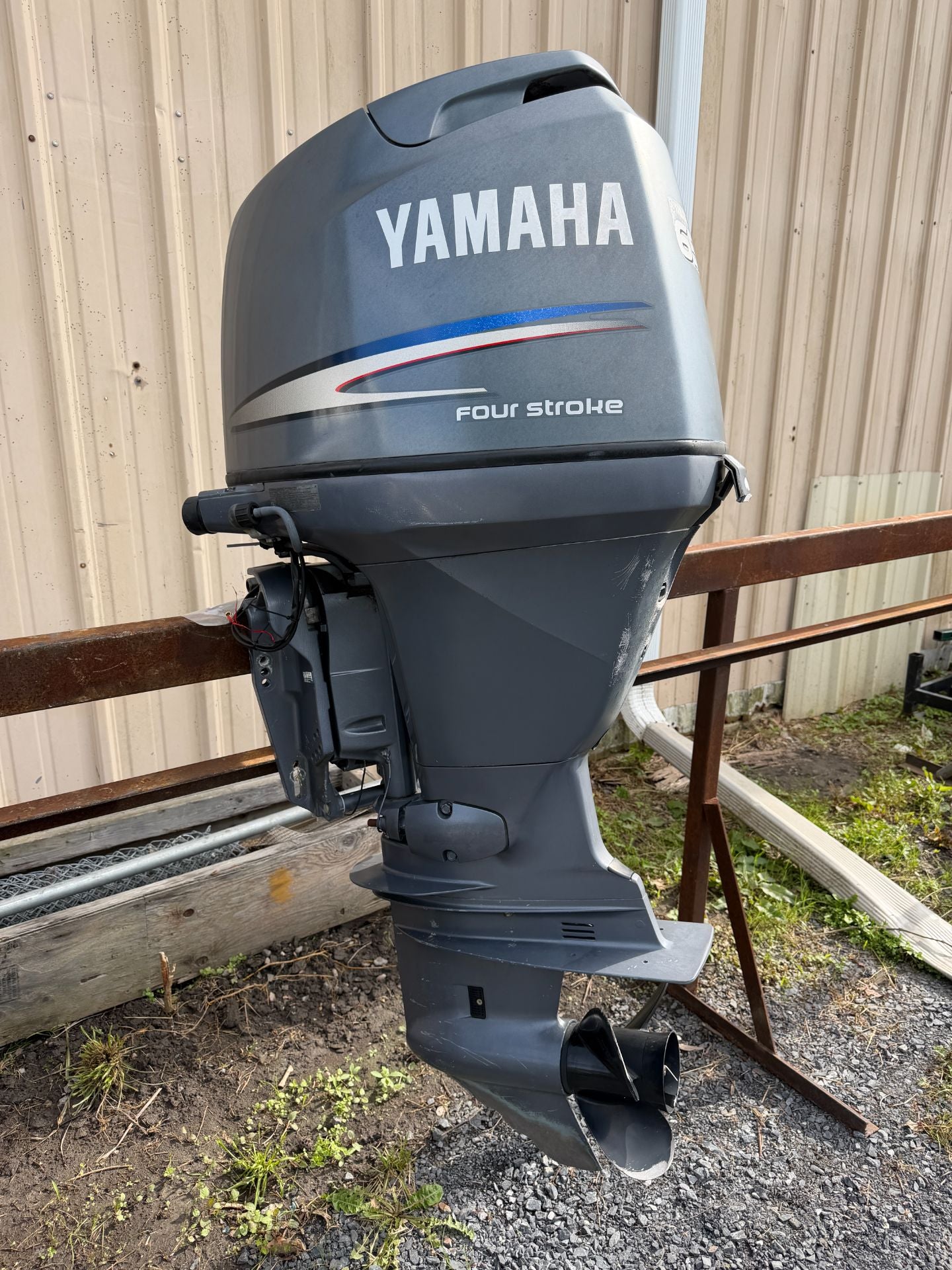 2004 Yamaha 90HP 4 Stroke Outboard Engine 20" Shaft - Carbureted