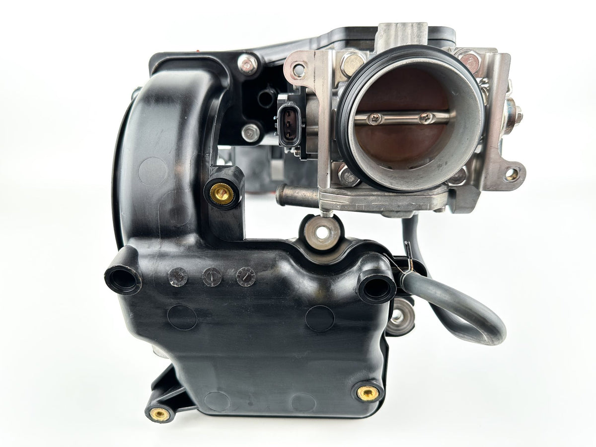 2013 Yamaha 115 HP 4 Stroke Outboard Intake Manifold W/ Throttle Body 68V-W1364-10-00