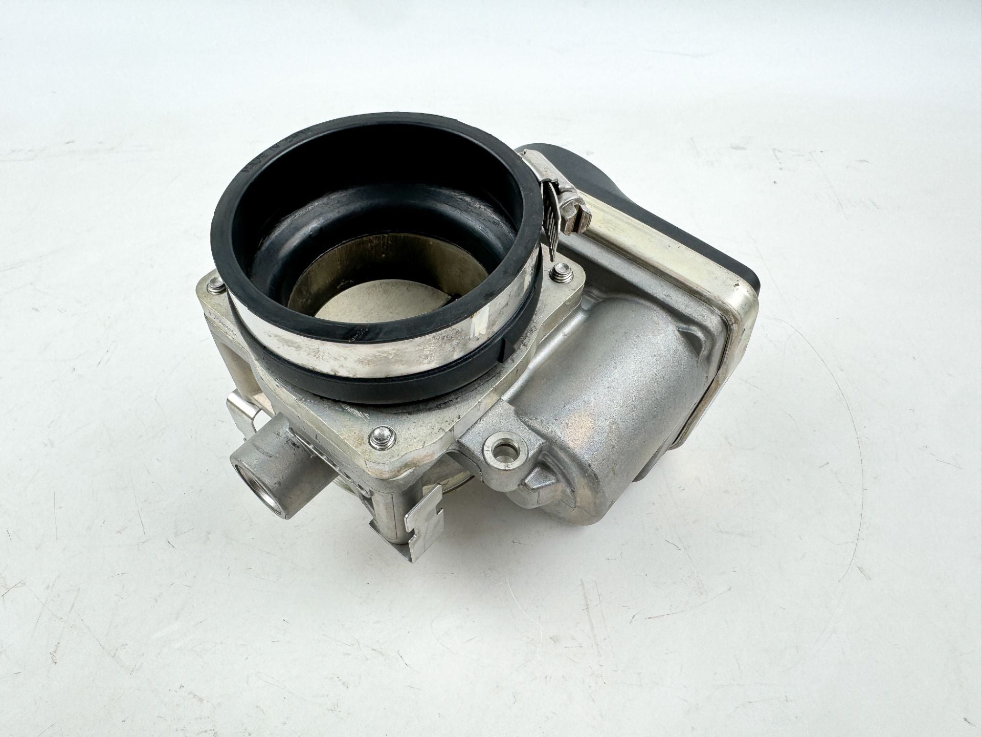 892949T02 2012 Mercury 135 150 175 200 HP L4 Verado Electronic Throttle Body