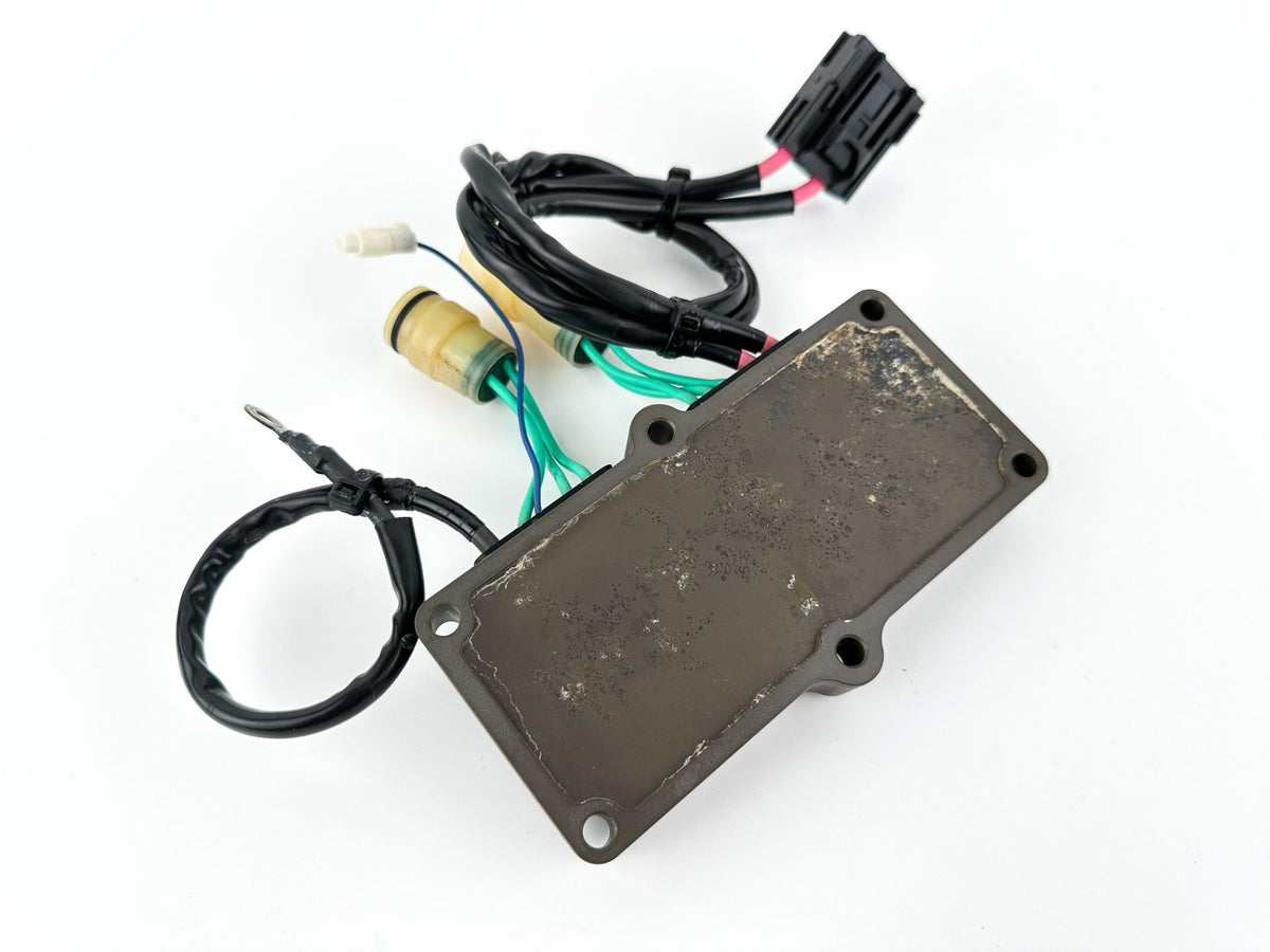 2014 Yamaha 200 HP 4 Stroke Outboard Rectifier & Regulator 6DA-81960-00-00 OEM