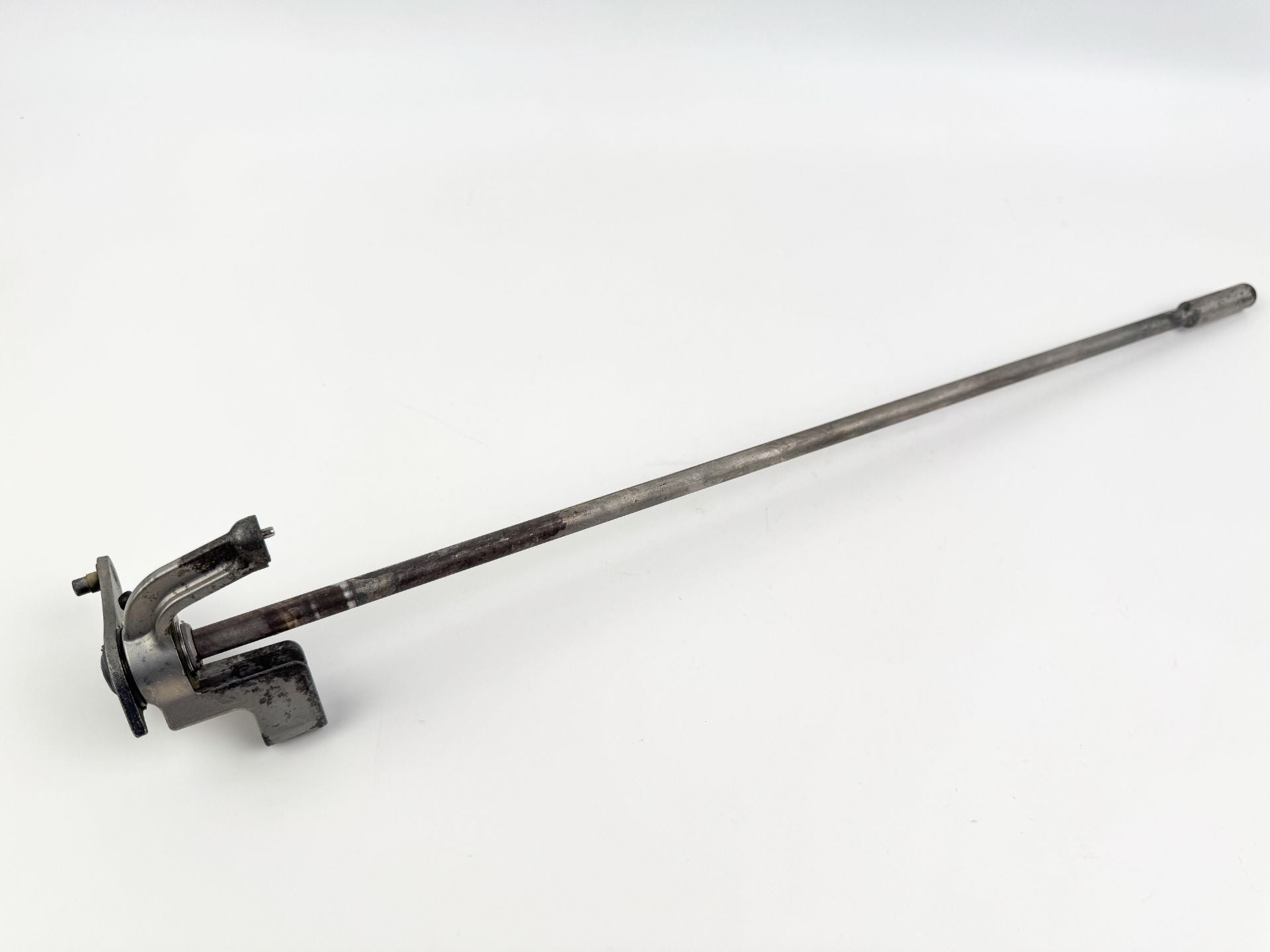 2004 Yamaha 150 HP 4 Stroke Outboard Shift Shaft 63P-44120-00-00 OEM