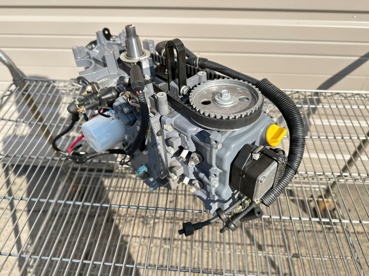 2005 Yamaha 25 HP 4 Stroke Outboard Powerhead 65W-W009B-12-1S OEM
