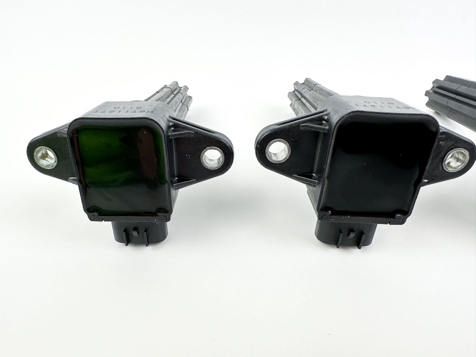 2008 Yamaha 250 HP 4 Stroke Outboard Ignition Coil Set 6P2-82310-01-00 OEM