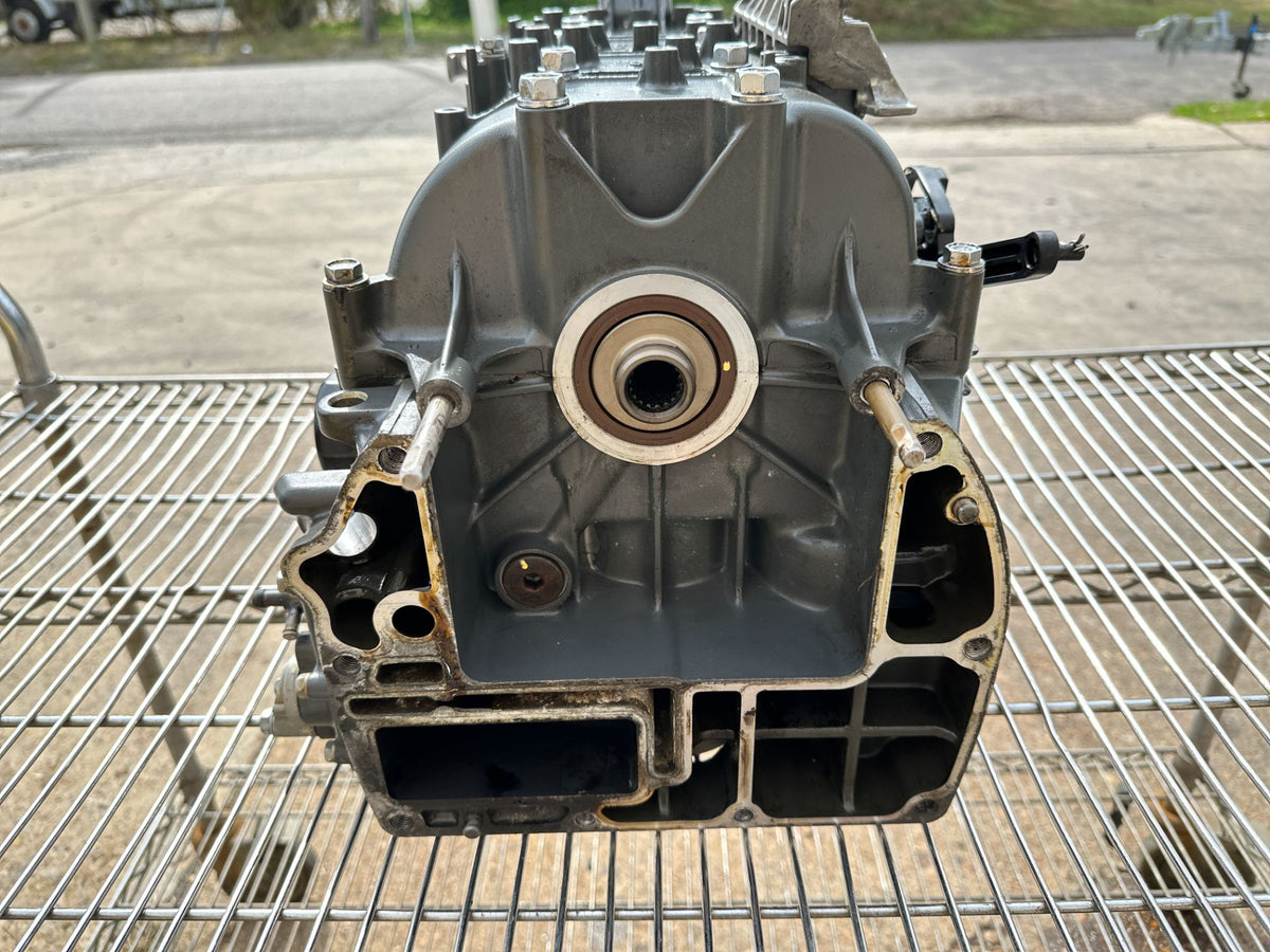 2013 Yamaha 115 HP 4 Stroke Outboard Crankcase Short Block Assembly 68V-W009B-13-9S OEM