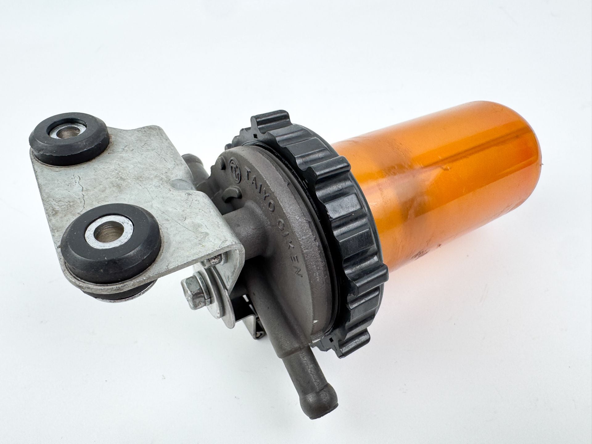 2004 Yamaha 150 HP 4 Stroke Outboard Fuel Filter Assembly 65L-24560-00-00 OEM