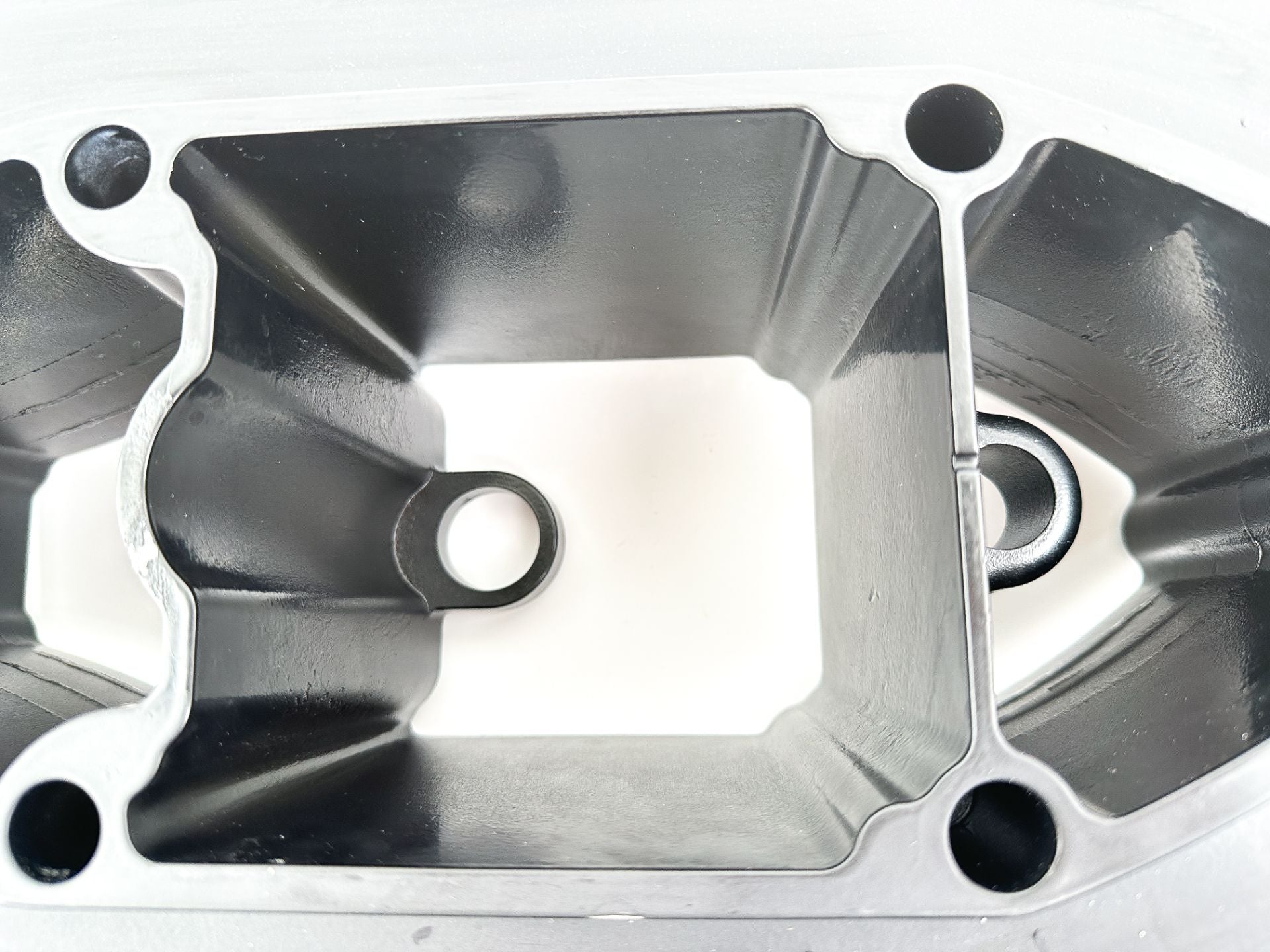 2021 Mercury 115 HP 4 Stroke Outboard Midsection Extension / Spacer 8M0071622 OEM