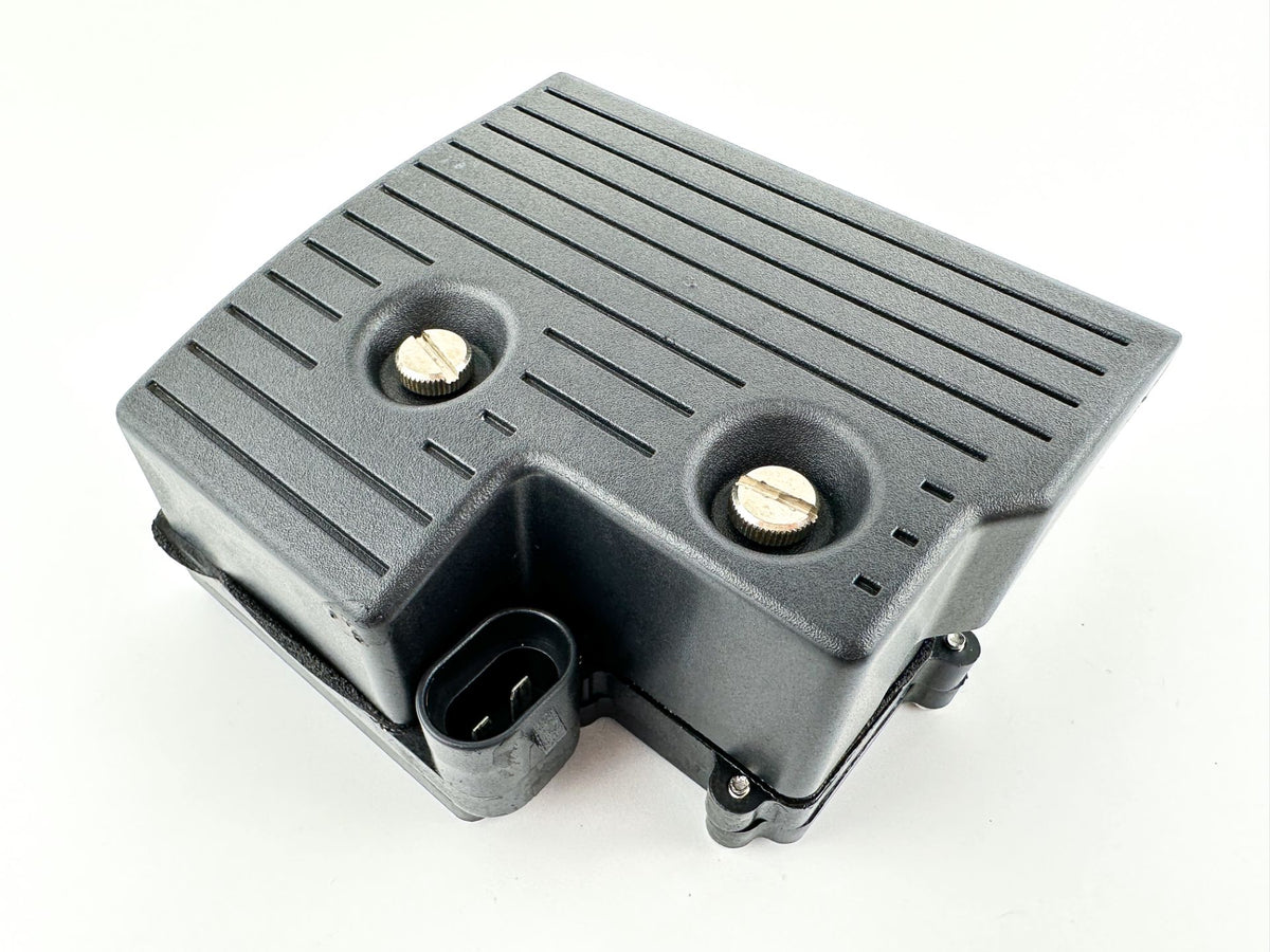 Johnson Evinrude Ficht Power Distribution Panel Fuse Block With Cover 0586754