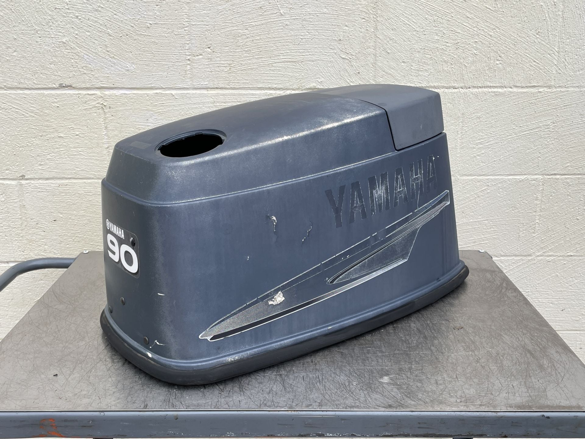 2002-2009 Yamaha 90HP 2 Stroke Top Cover Cowling Hood Cracked