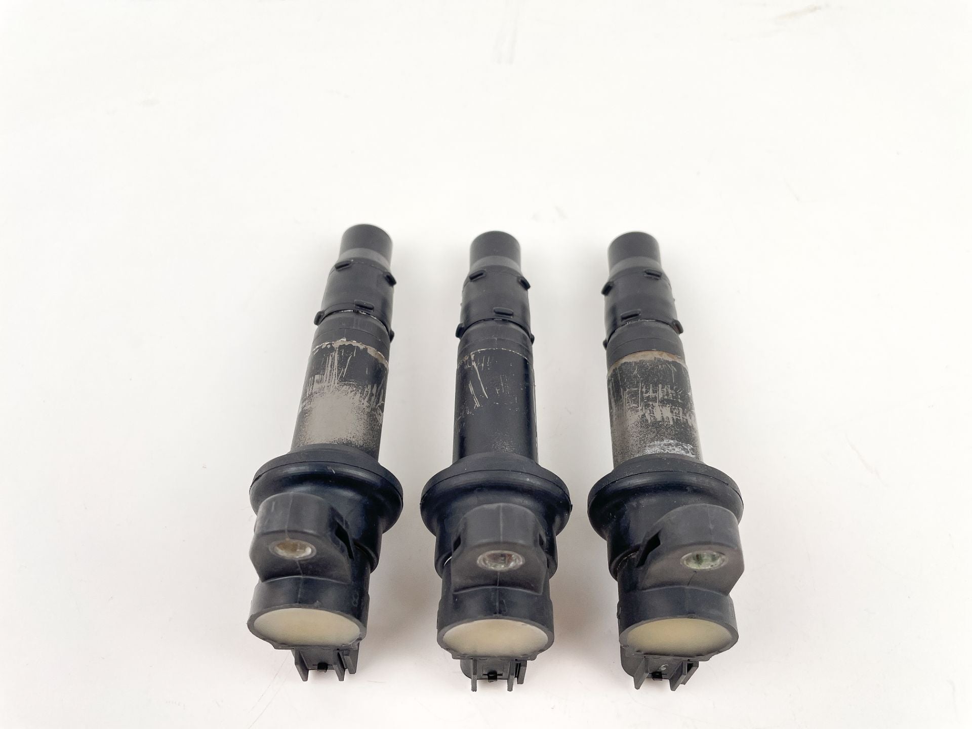 2002 Suzuki 40 HP 4 Stroke Outboard Ignition Coil Set 33410-87J00 OEM