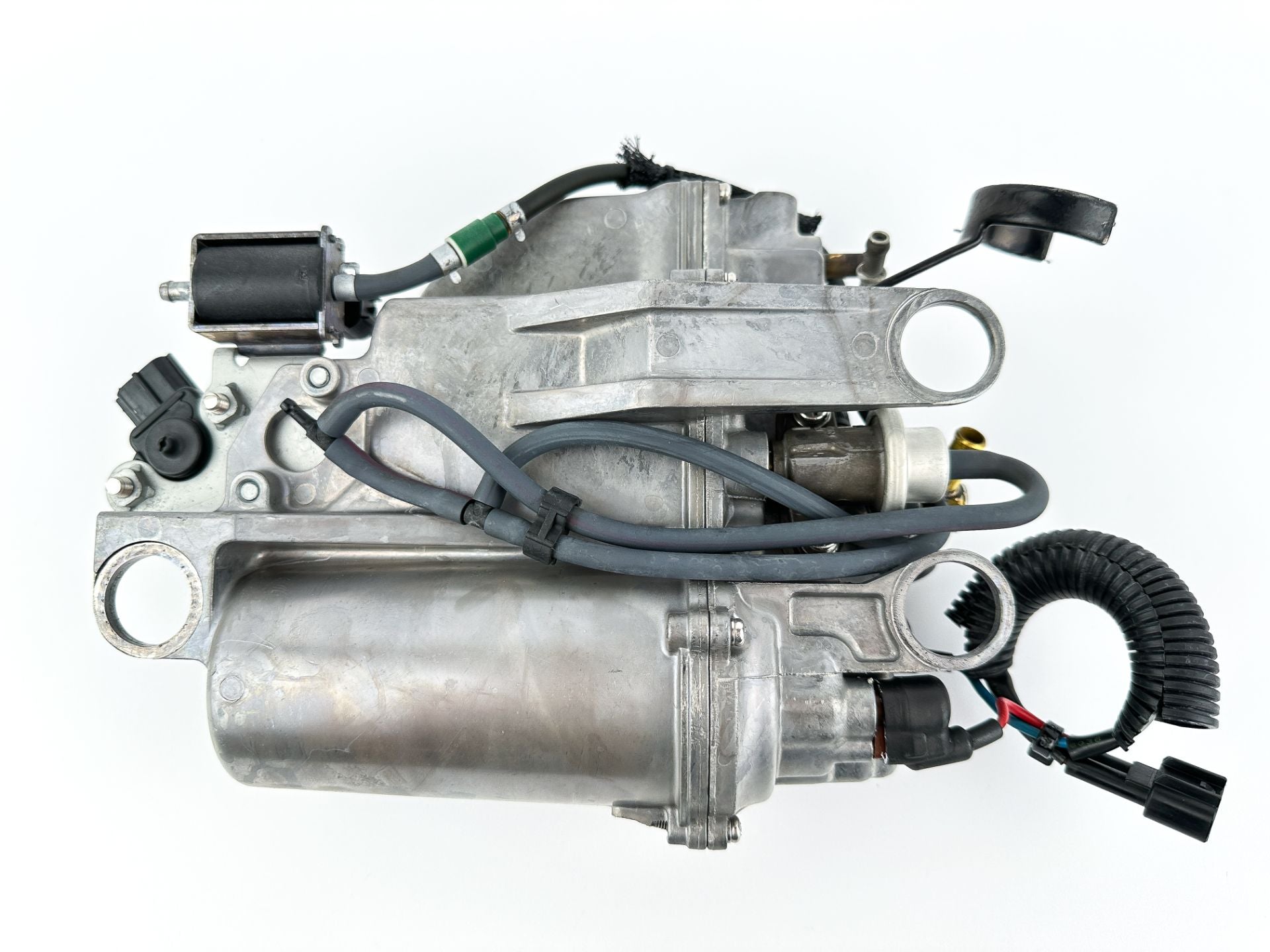 2007 Yamaha 250 HP 2 Stroke Outboard VST Float Chamber Assembly 60V-14980-00-00 OEM