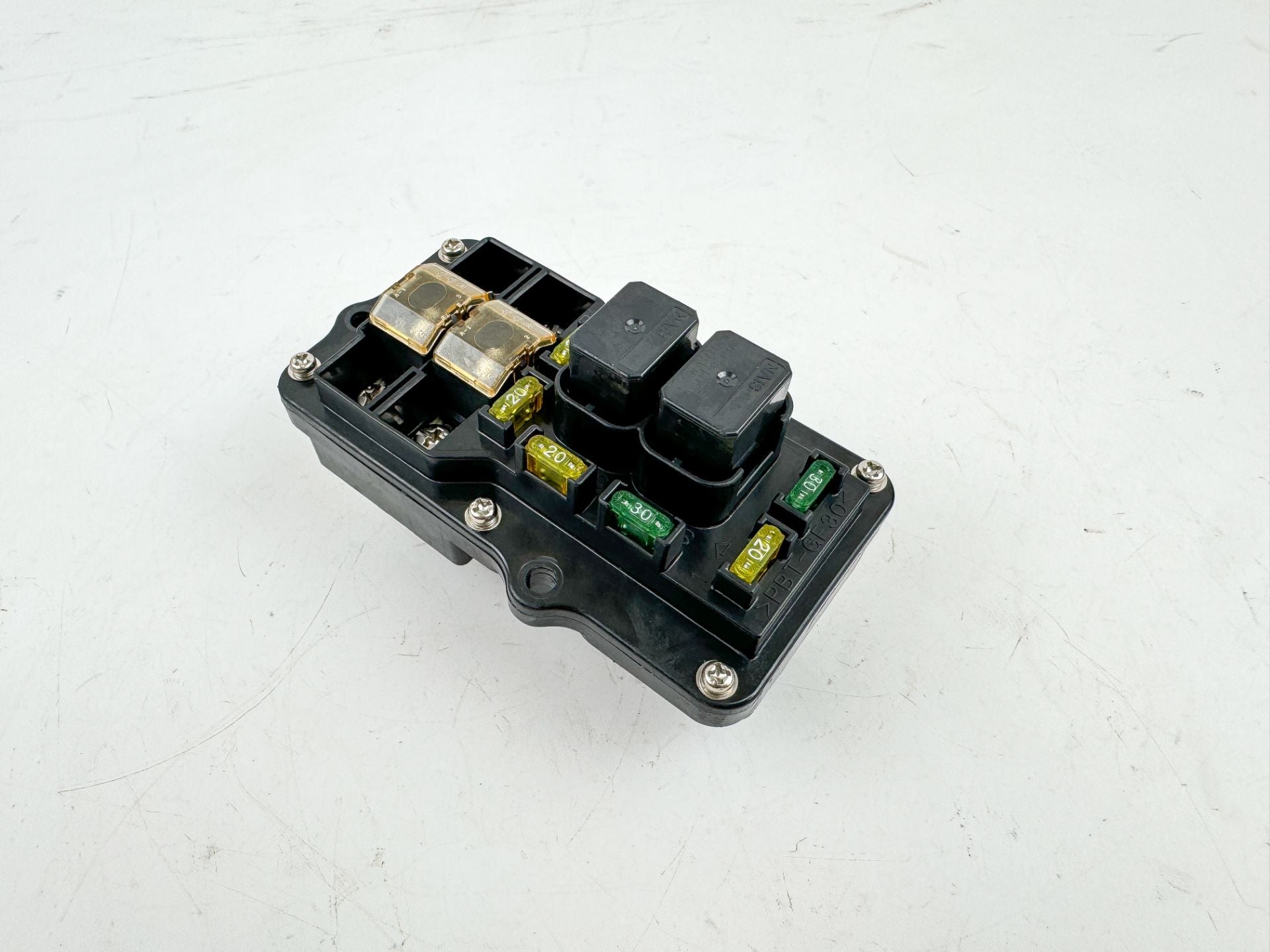 2002 Yamaha 200 HP 2 Stroke Outboard Fuse Box 68F-82170-01-00 OEM