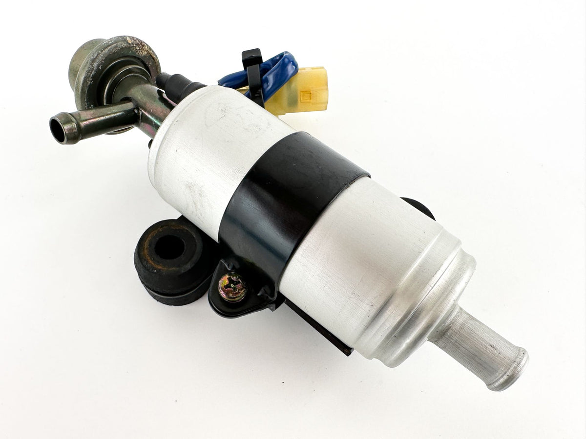 Suzuki 200 225 250 300 350 HP Outboard Low Pressure Lift Fuel Pump 15100-94900 Tested