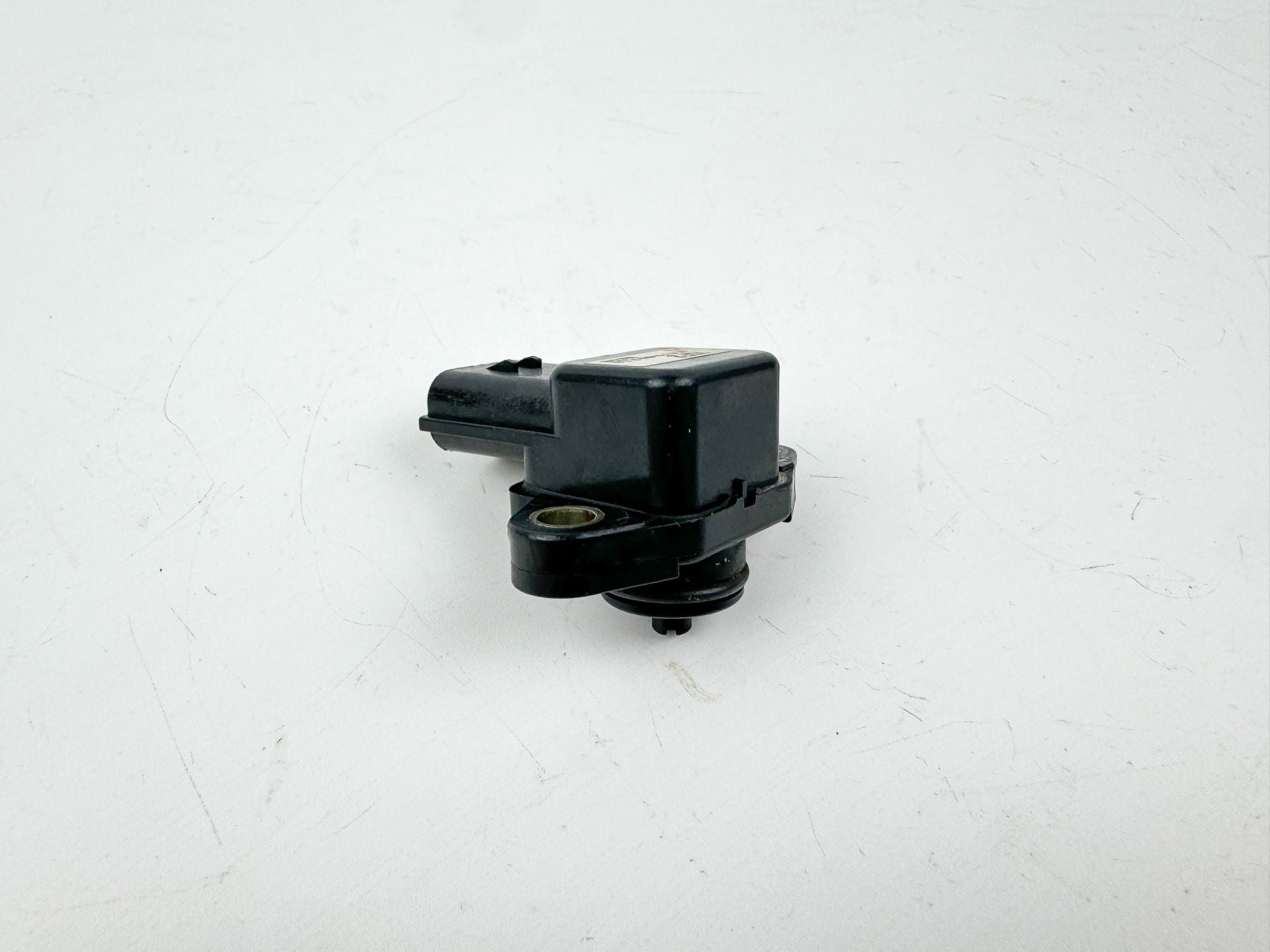 2004 Suzuki 140 HP 4 Stroke Outboard MAP Pressure Sensor 18590-68H00 OEM