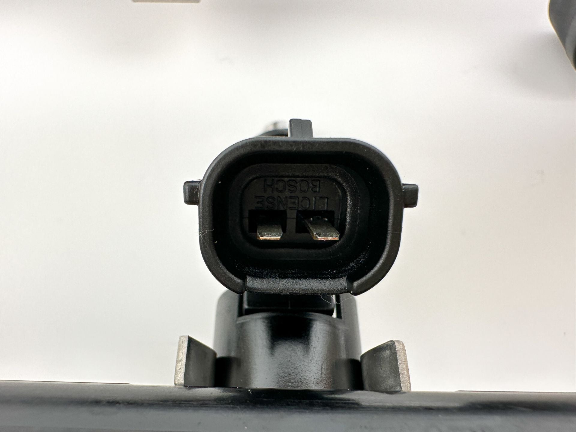 2019 Yamaha 250 HP 4 Stroke Outboard Fuel Injector Set W/ Rail 6CB-13161-10-00 OEM