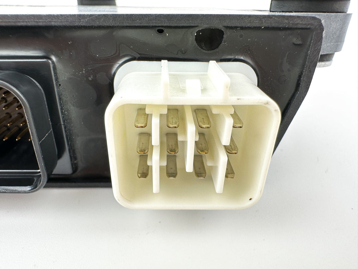 2007 Honda 225 HP 4 Stroke Outboard Engine Control Unit ECU 34750-ZY3-A04 OEM
