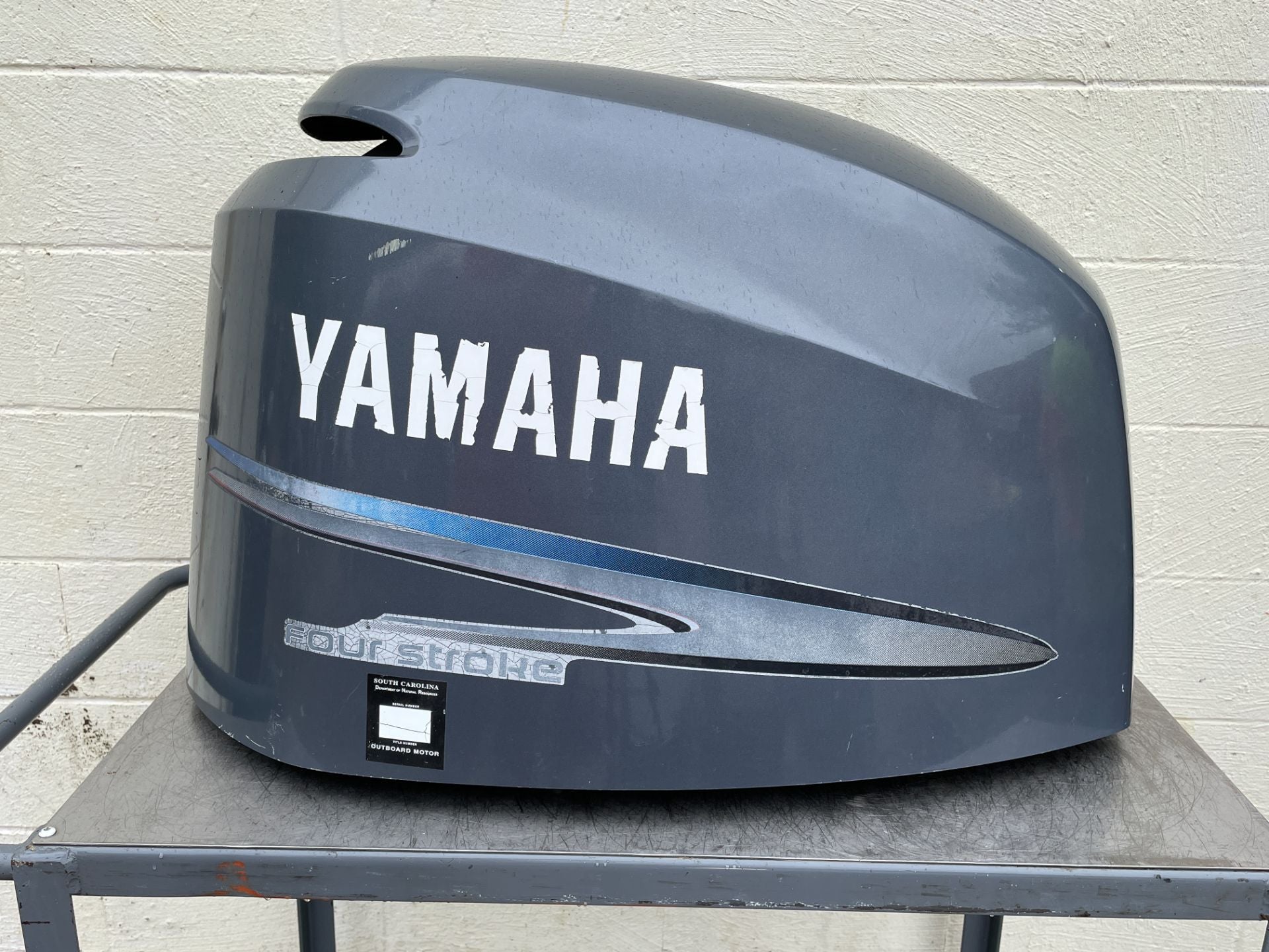 2003 Yamaha 225 HP 4 Stroke Outboard Top Cowling 69J-42610-00-8D OEM