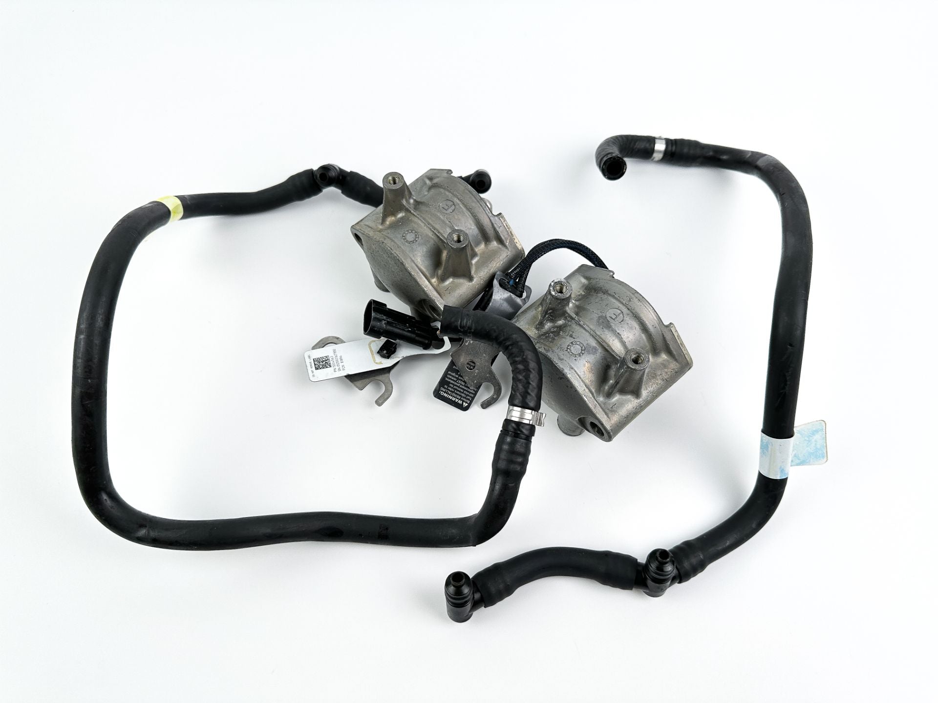 2006 Evinrude 40HP Etec 2 Stroke Outboard Fuel Injector Set W/ Rail 5006220 OEM