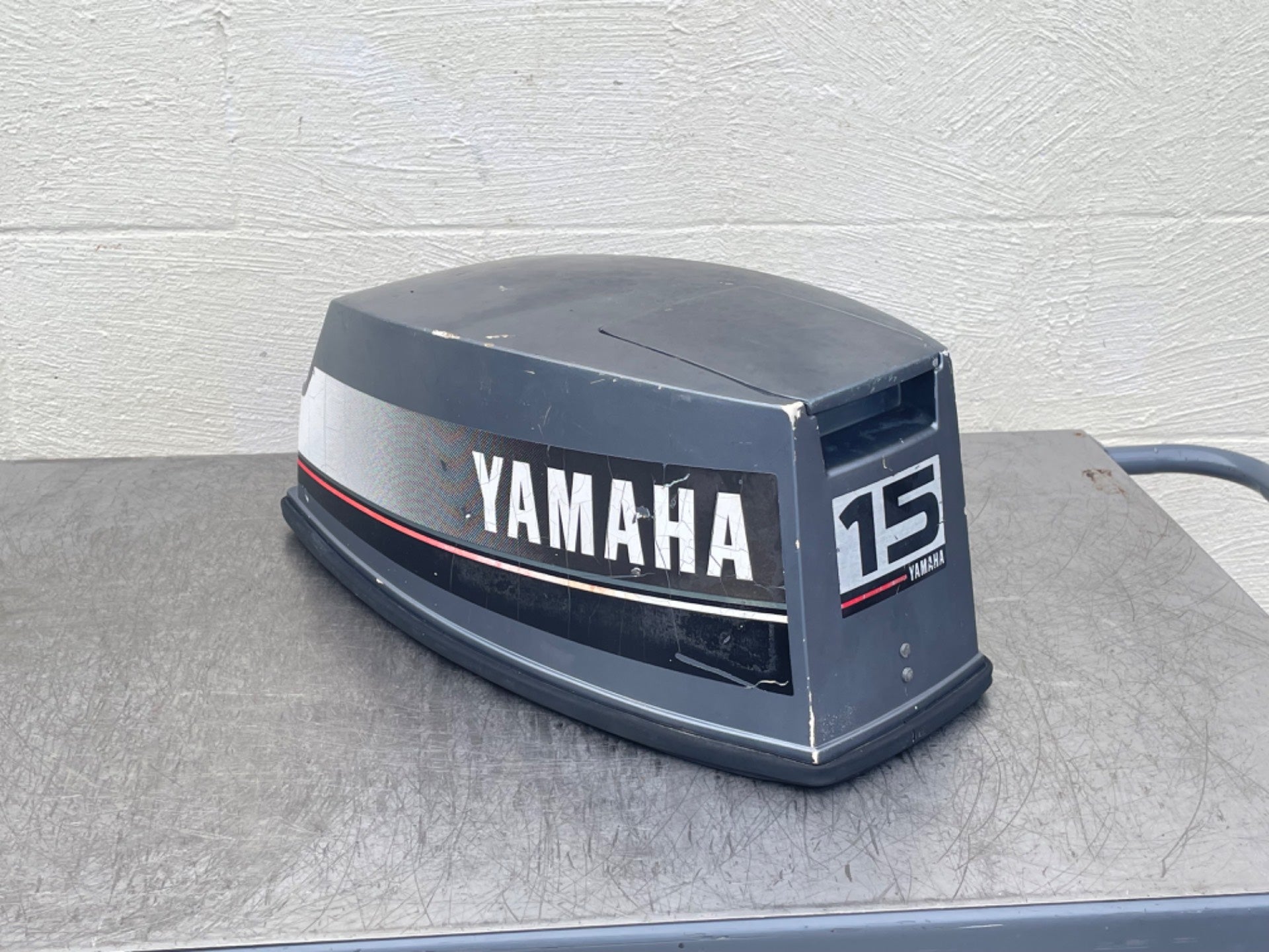 1984-95 Yamaha 15HP 15 HP Outboard 2 Stroke Top Cover Cowling Hood 6E8-42610-13-EK