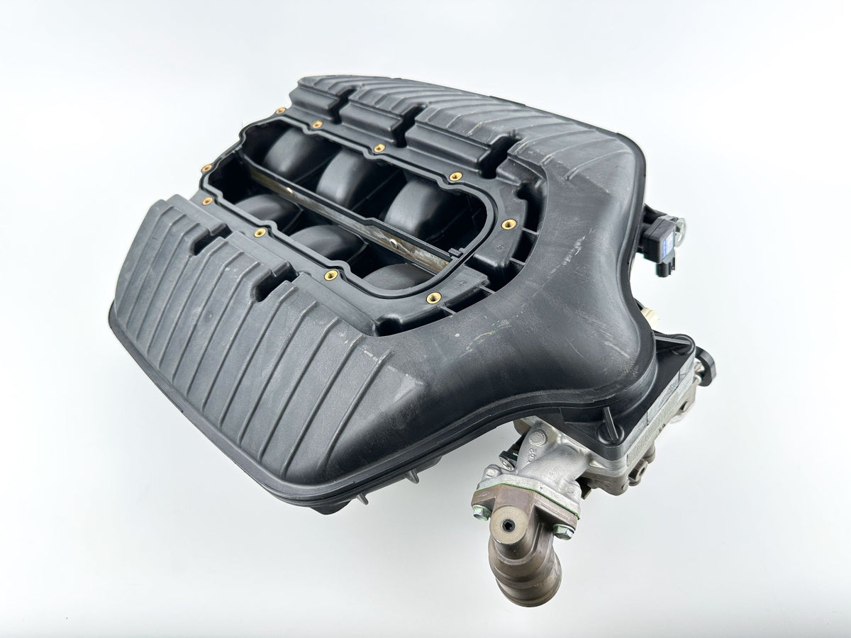 2007 Honda 225 HP 4 Stroke Outboard Intake Manifold 17110-ZY3-003 OEM