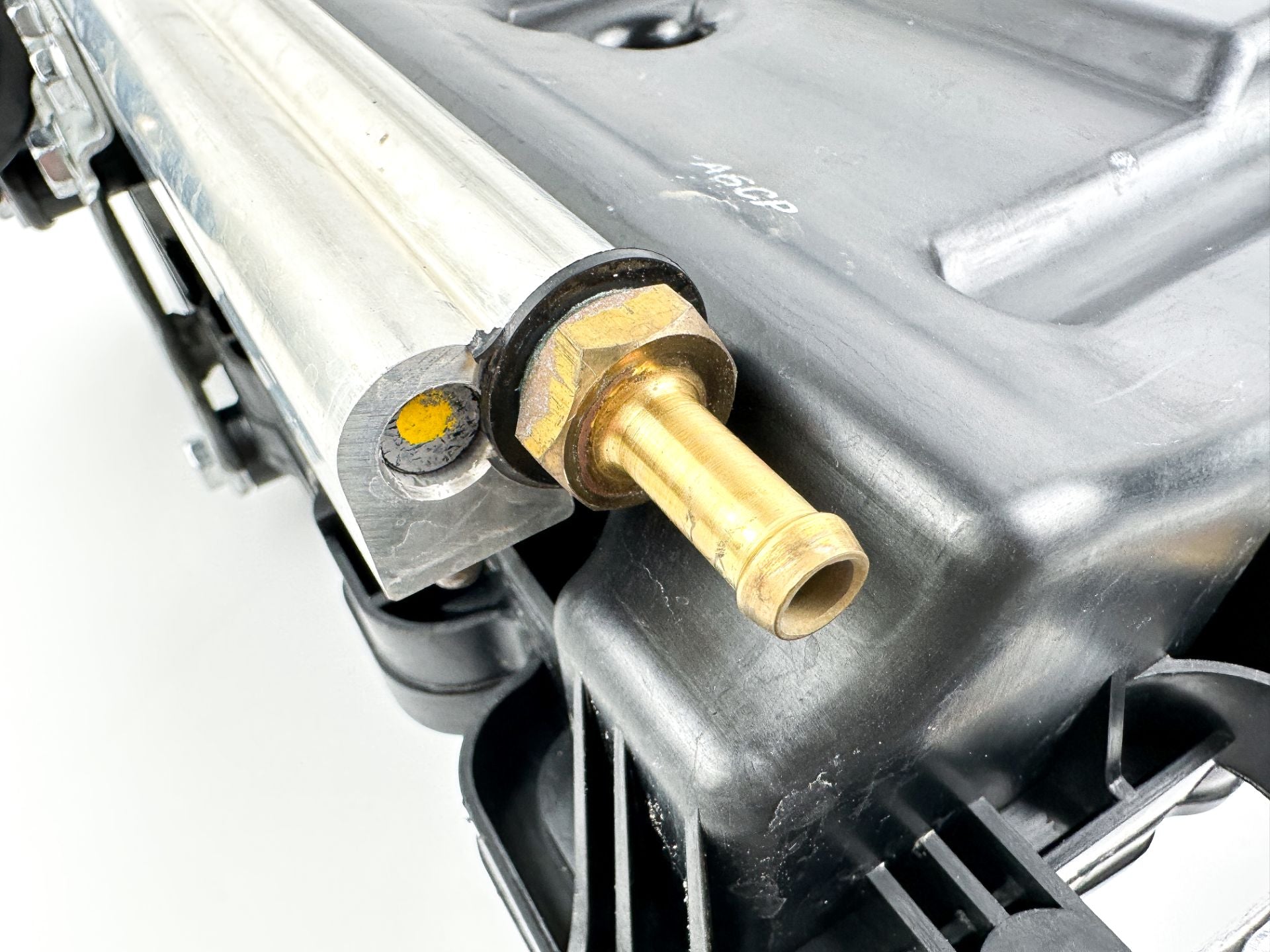 2016 Suzuki 175 HP 4 Stroke Outboard Intake Manifold 13110-96J00 OEM